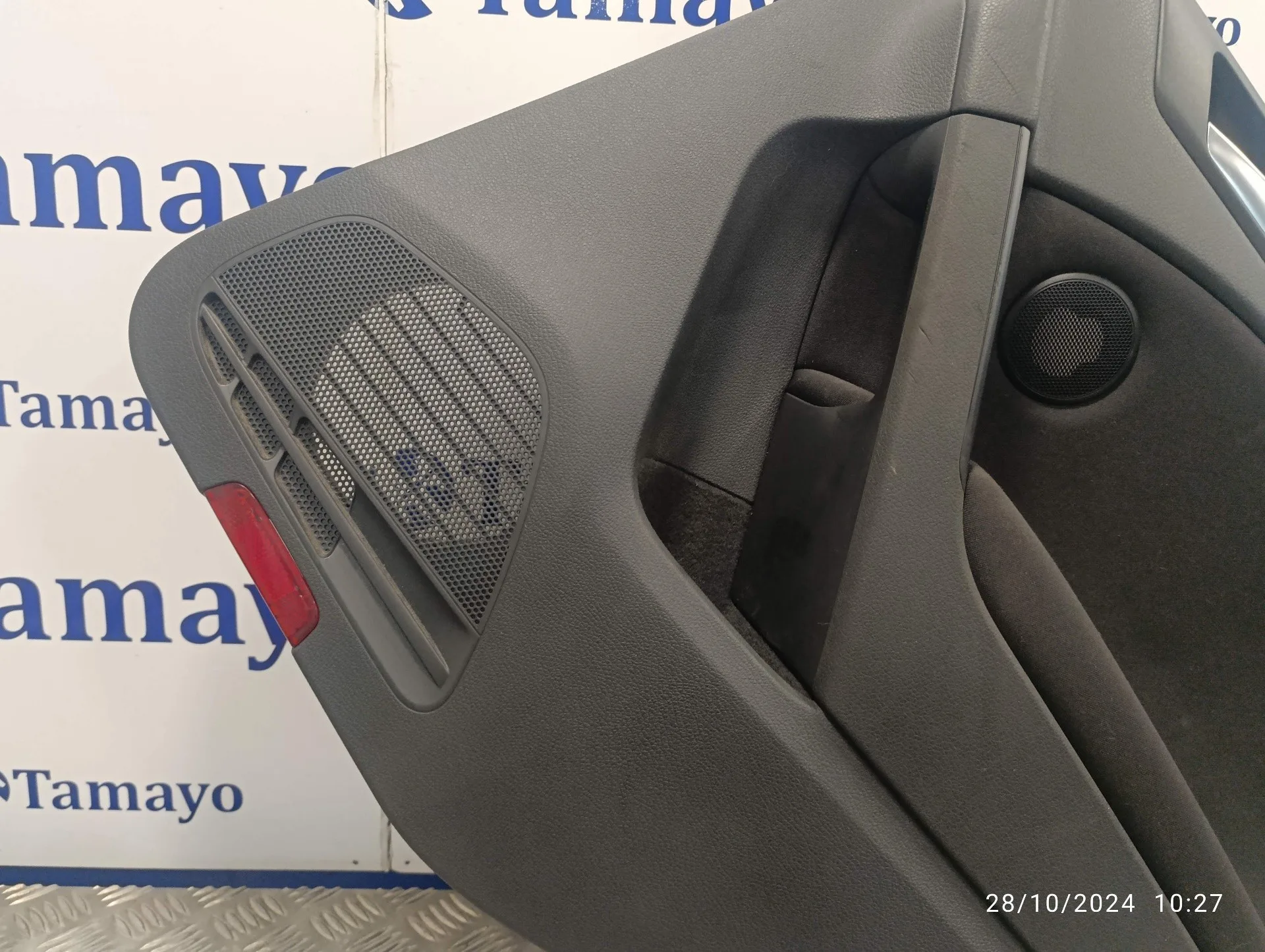 Guarnecido Puerta Trasera Derecha para Volkswagen Golf Vi (5K1)