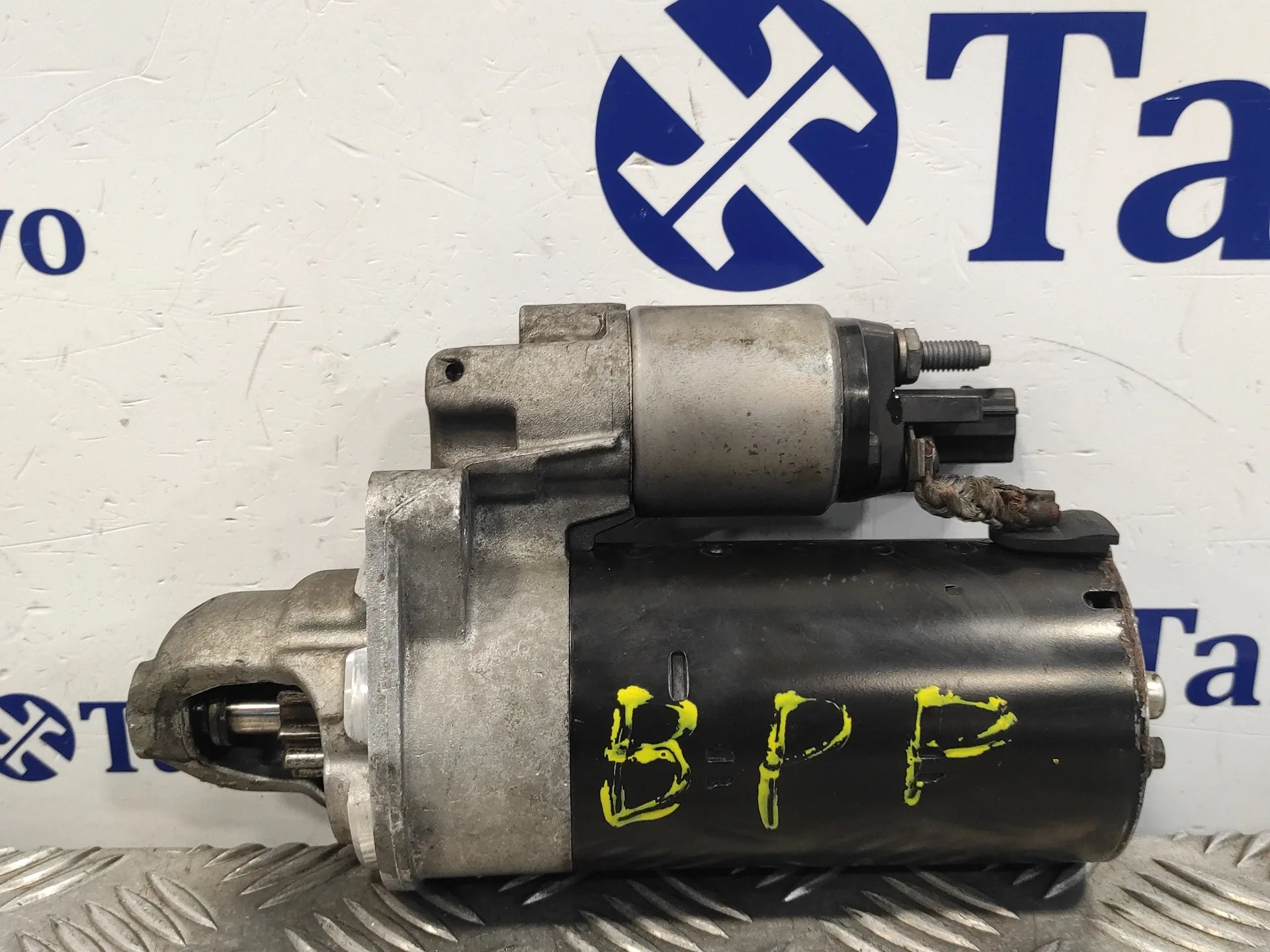 Motor Arranque para Audi A6 Berlina (4F2)