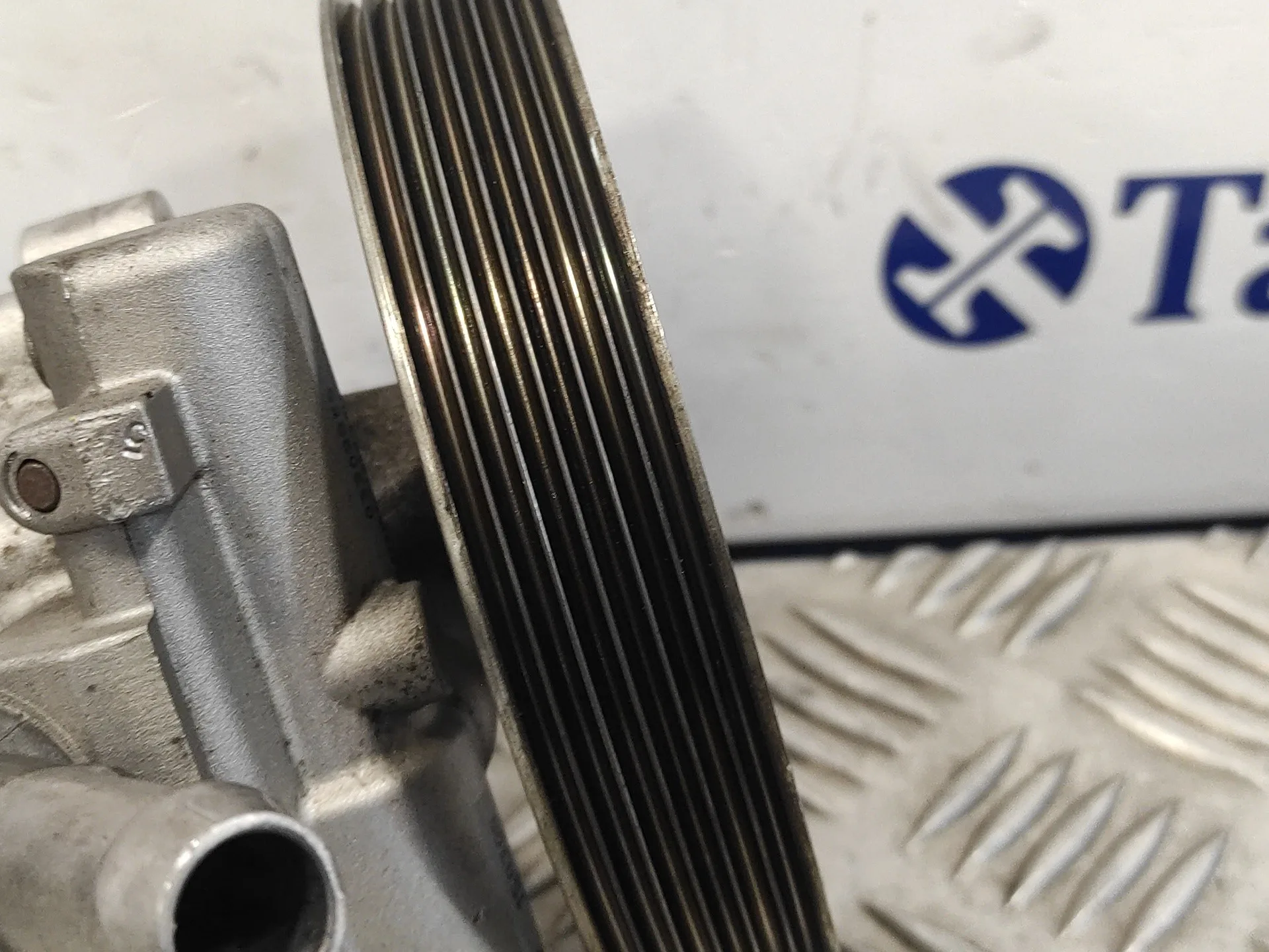Bomba Direccion para Peugeot 407