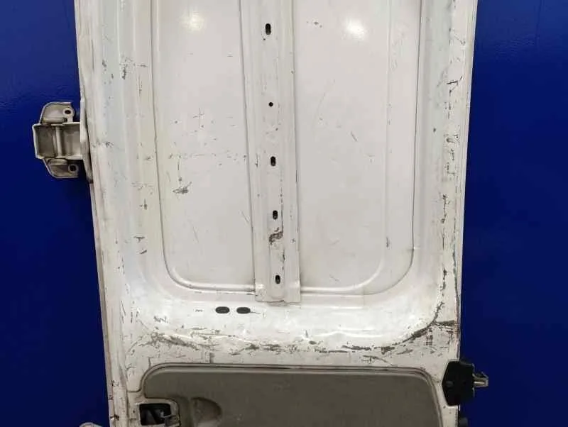 Puerta Trasera Carga Derecha para Renault Trafic Caja Cerrada (Ab 4.01)