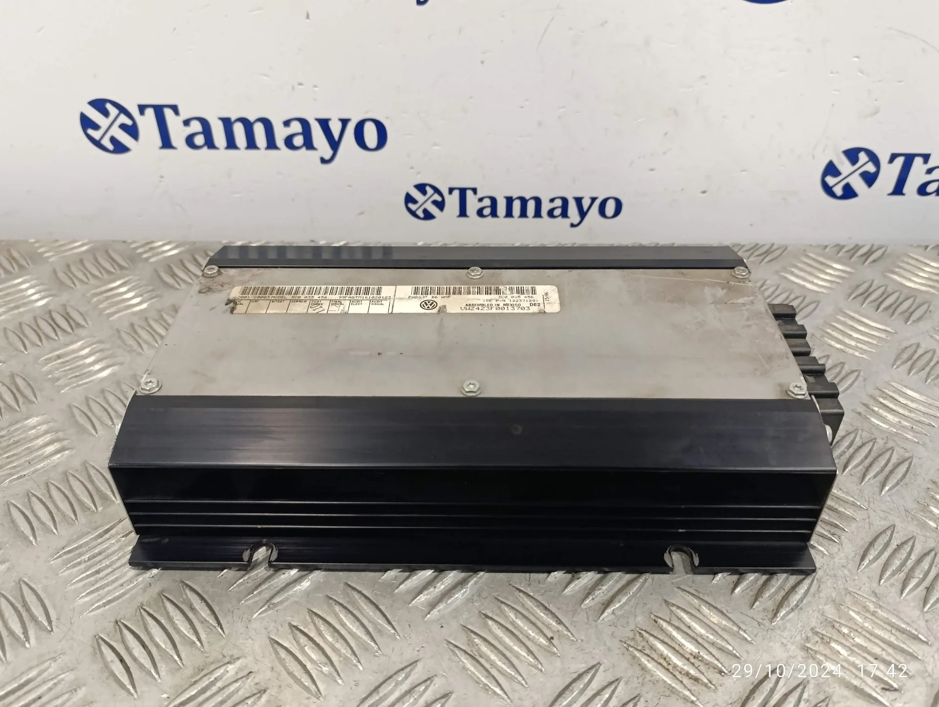 Amplificador De Antena para Volkswagen Passat Berlina (3C2)