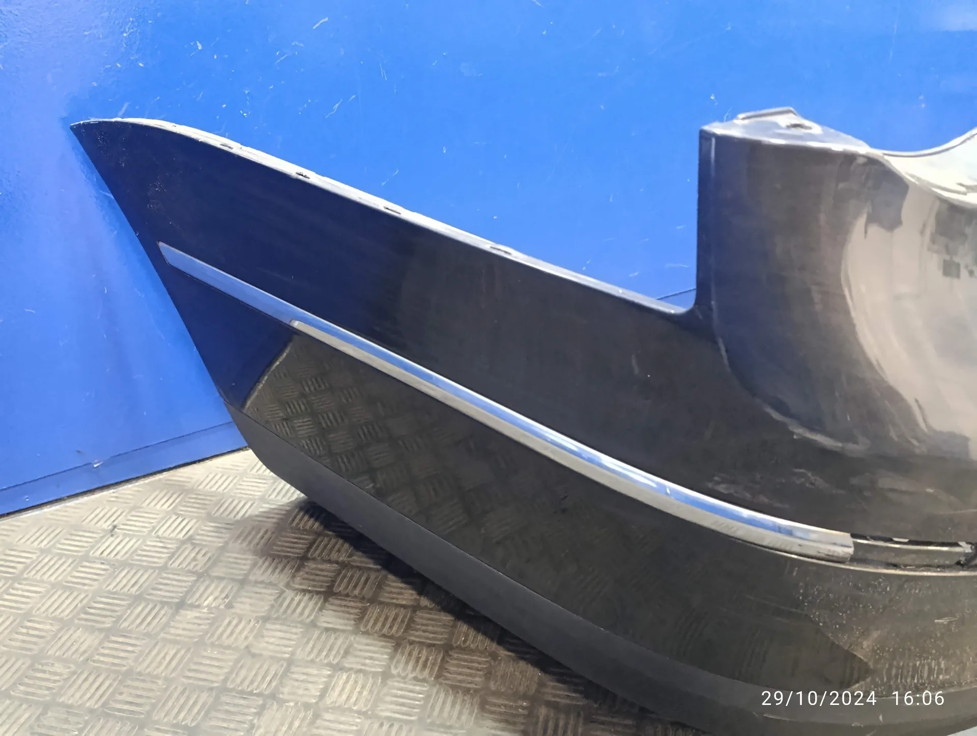 Paragolpes Trasero para Volkswagen Passat Berlina (3C2)