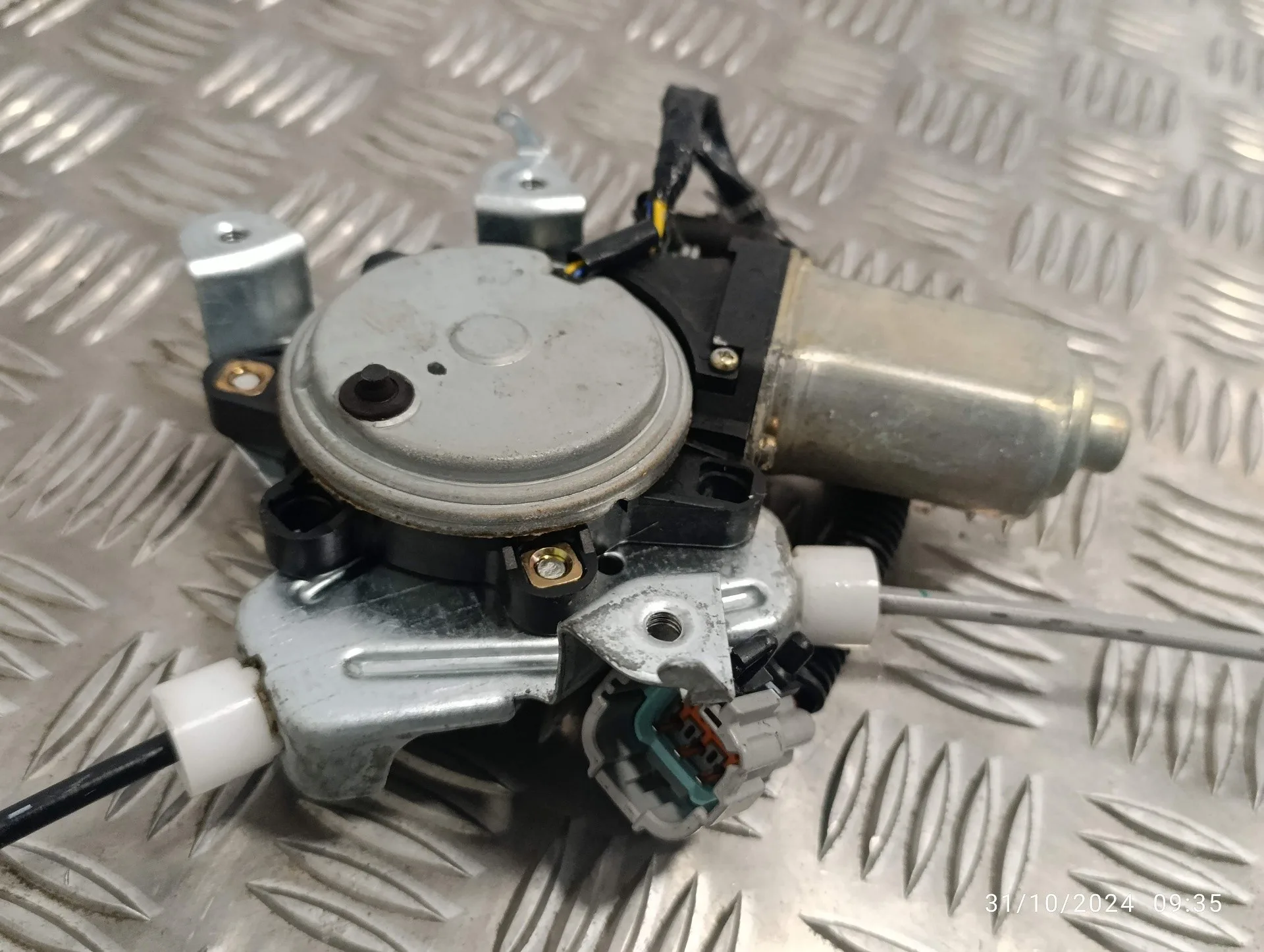 Elevalunas Delantero Derecho para Nissan X-Trail (T30)