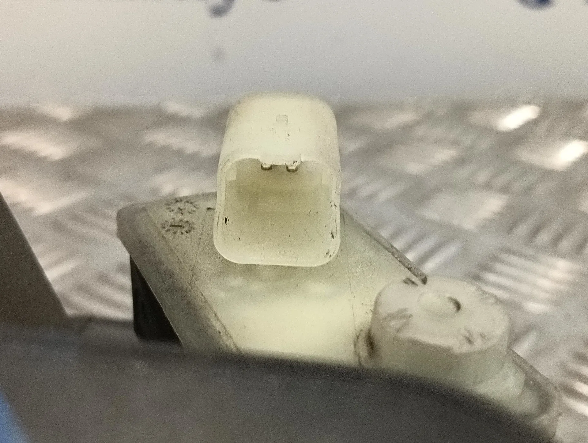 Tapa Exterior Combustible para Renault Clio V