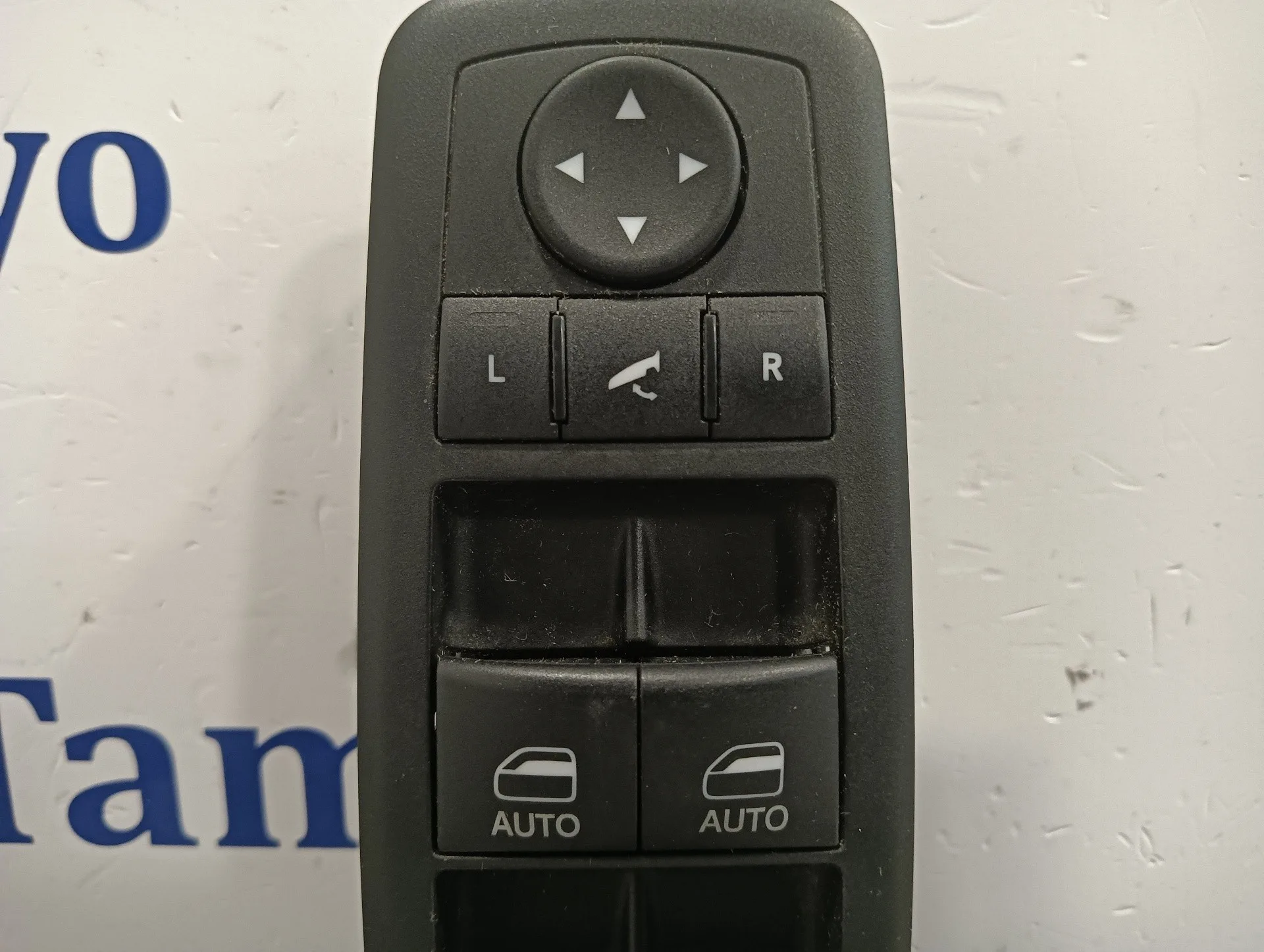 Mando Elevalunas Delantero Izquierdo para Fiat Freemont (345)