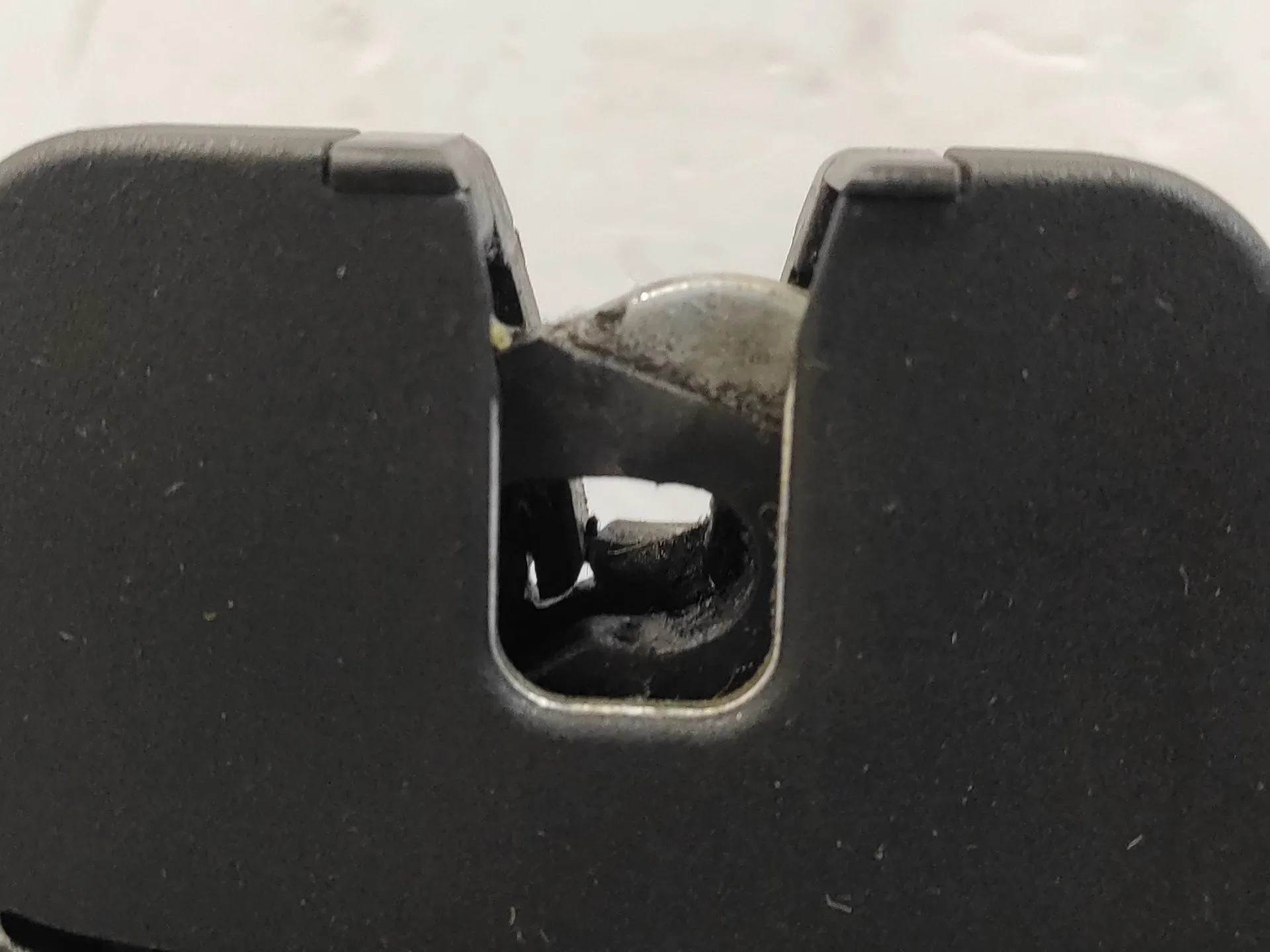 Cerradura Maletero / Porton para Peugeot 2008 (--.2013->)