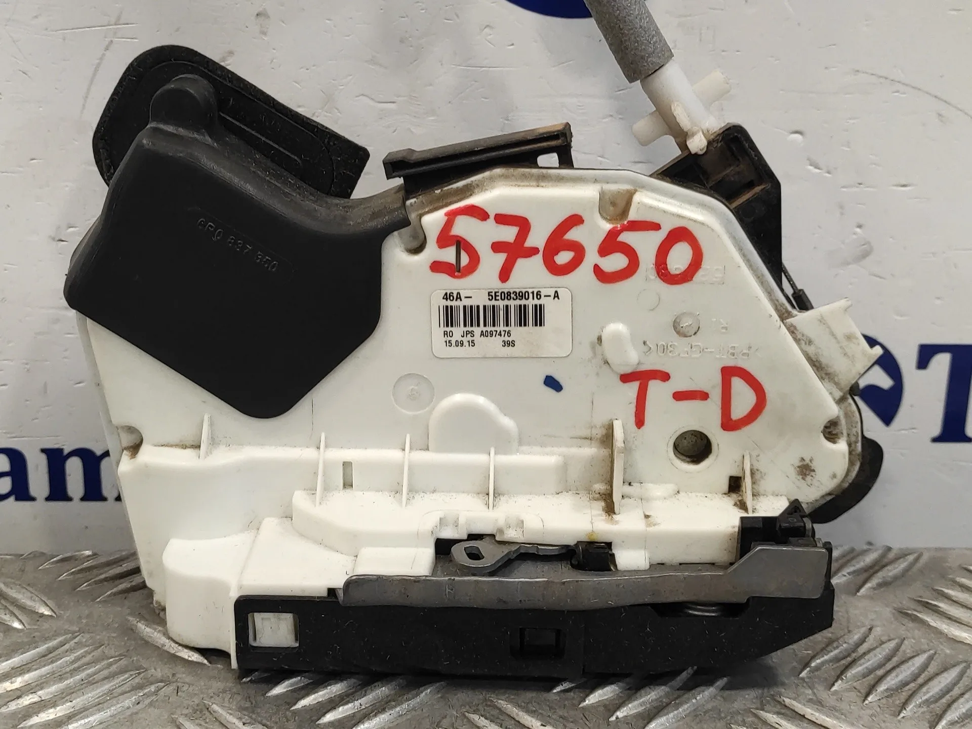 Cerradura Puerta Trasera Derecha para Volkswagen Passat Lim. (3G2)