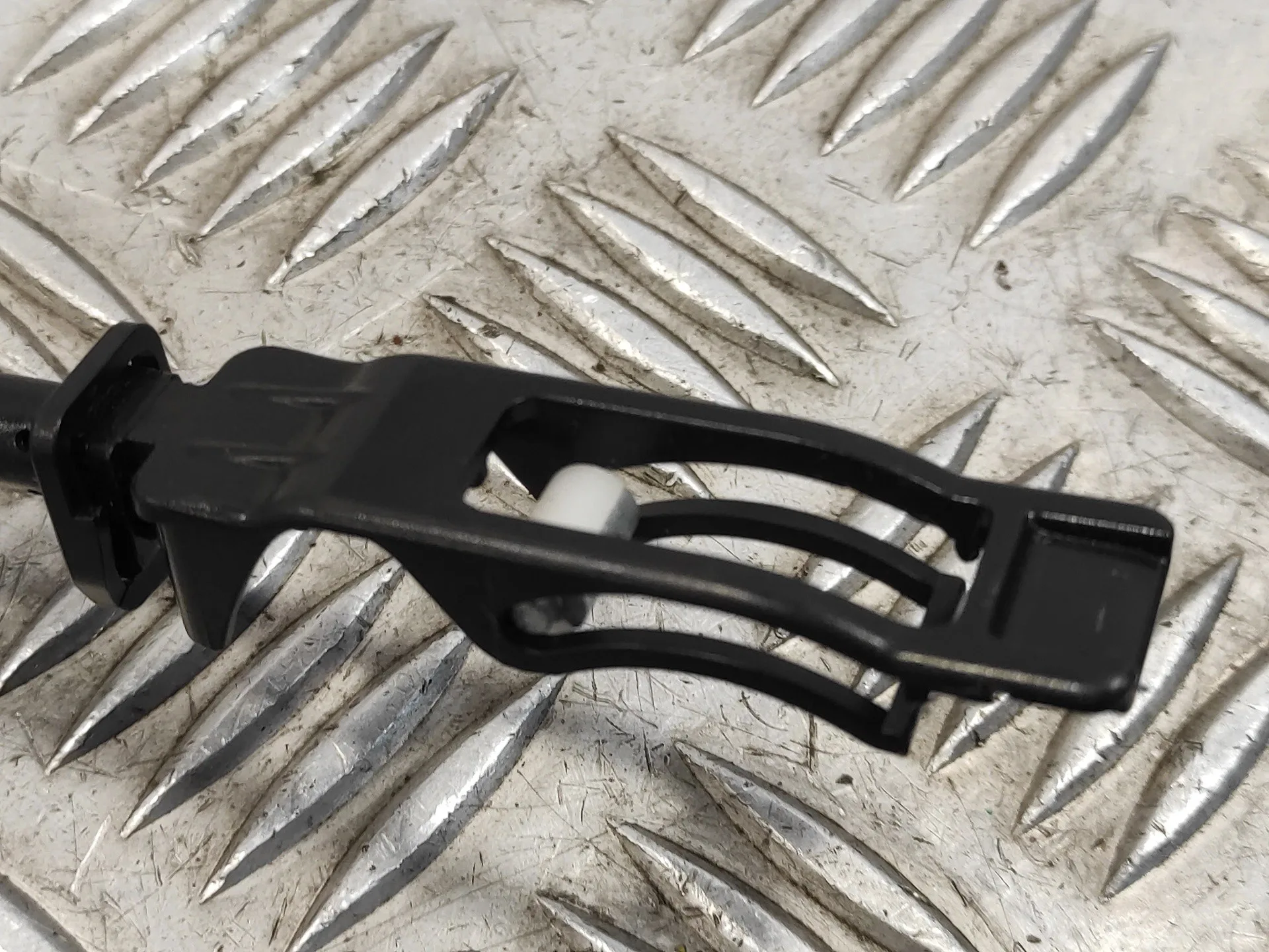 Cerradura Puerta Delantera Derecha para Volkswagen Passat Lim. (3G2)
