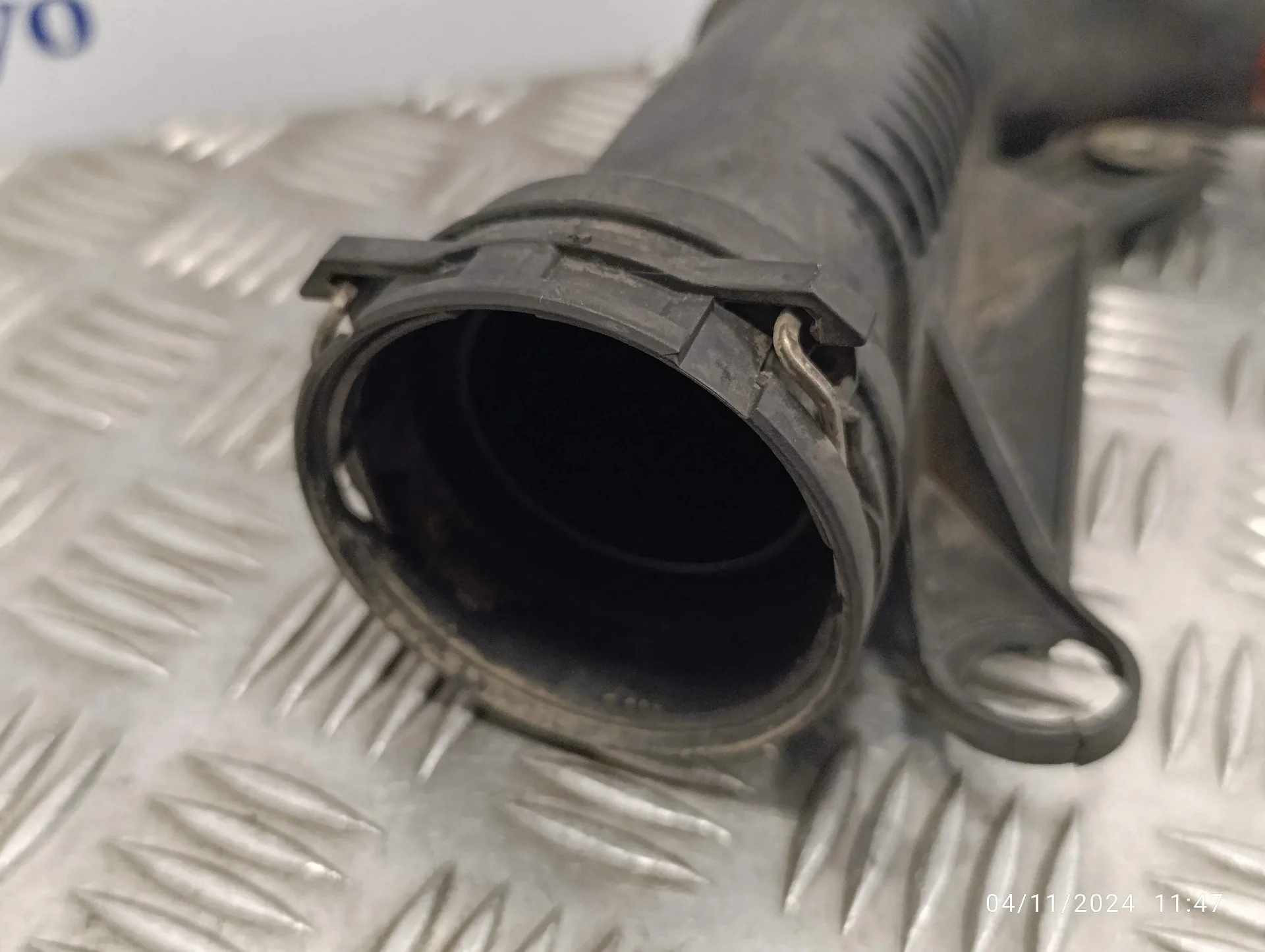 Tubo para Volkswagen Passat Berlina (3C2)