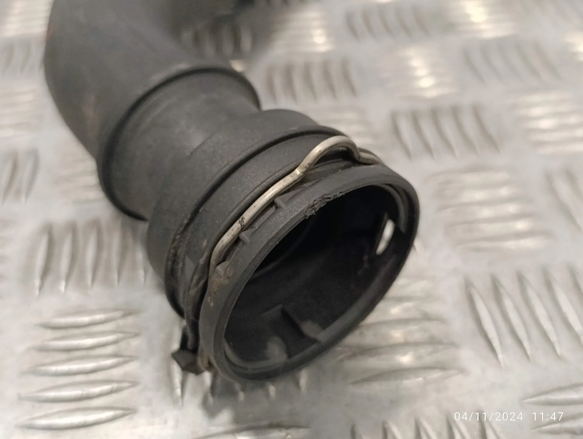 Tubo para Volkswagen Passat Berlina (3C2)