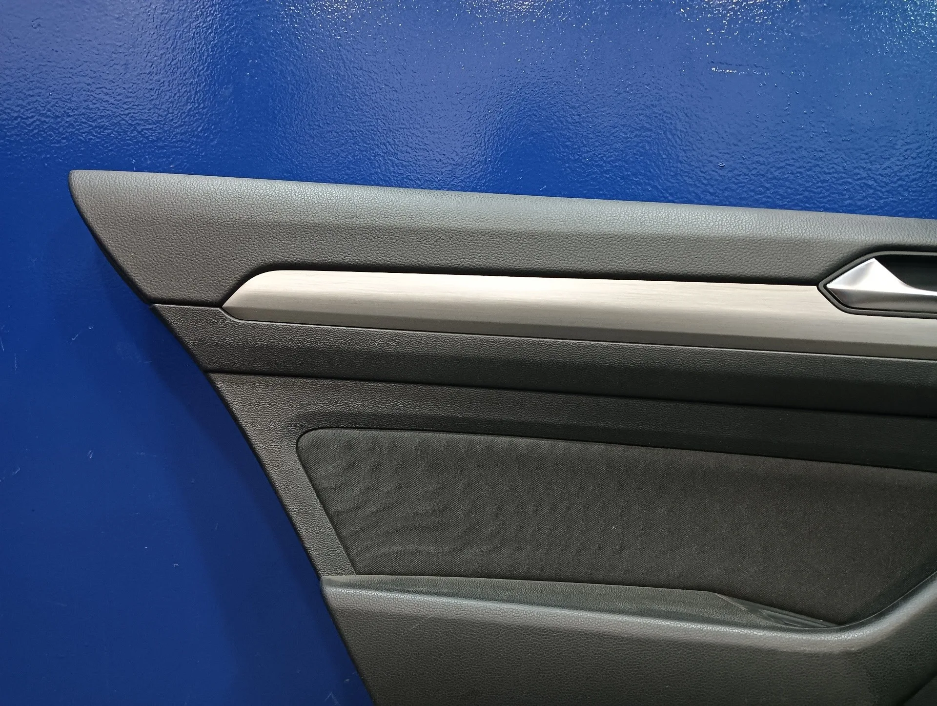 Guarnecido Puerta Trasera Izquierda para Volkswagen Passat Variant (3G5)