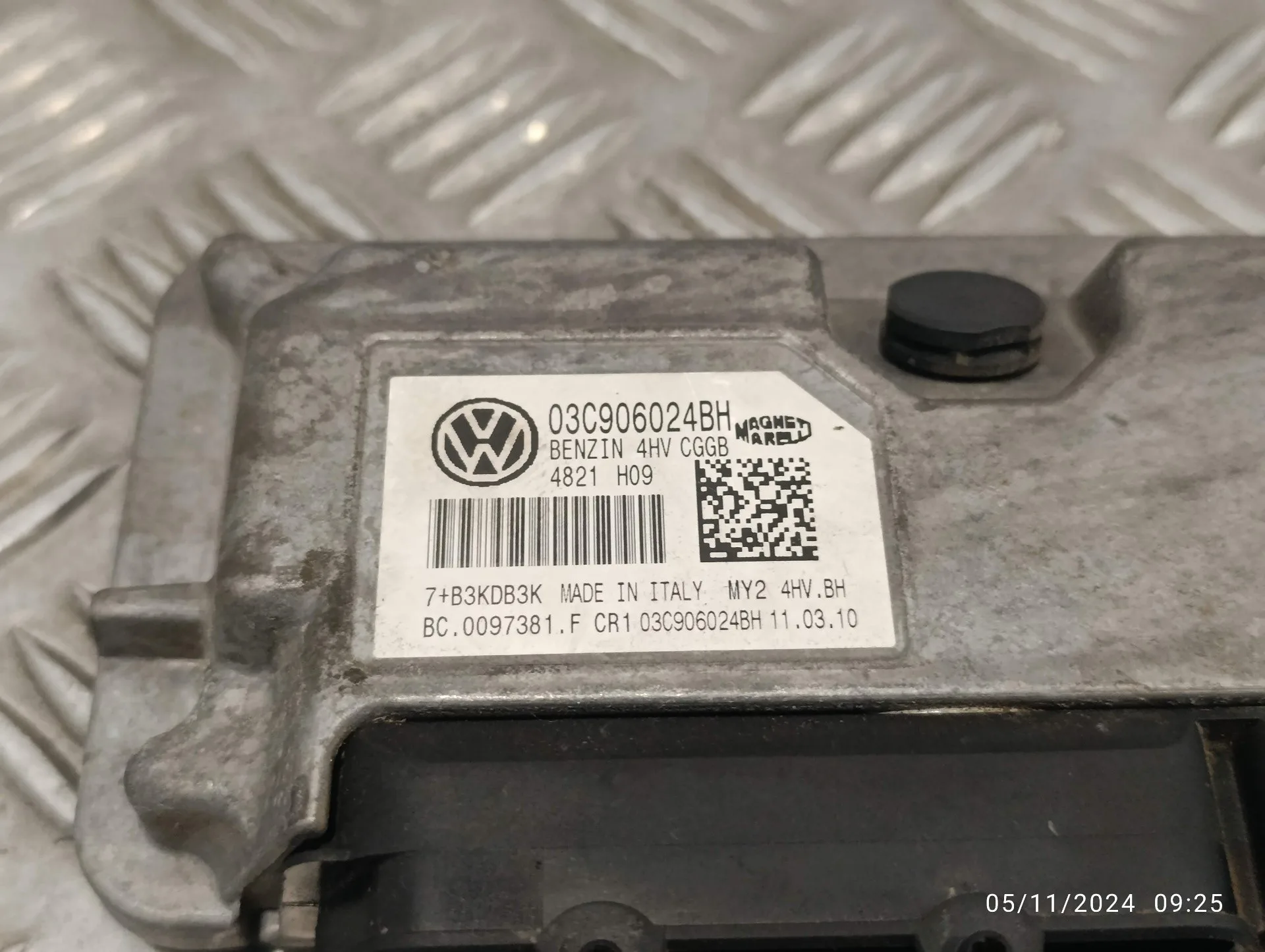 Centralita Motor Uce para Volkswagen Polo (6R1)