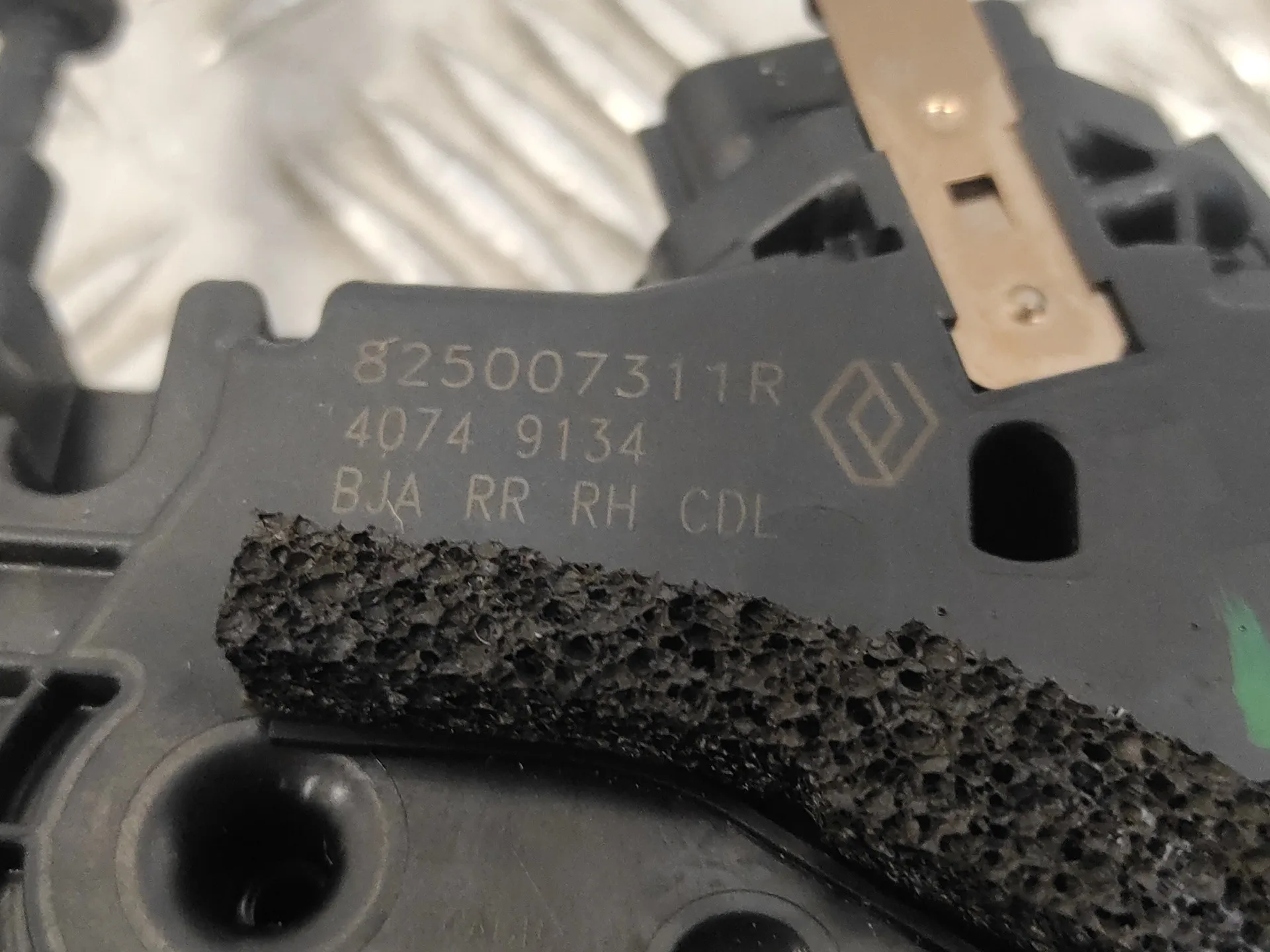 Cerradura Puerta Trasera Derecha para Renault Clio V