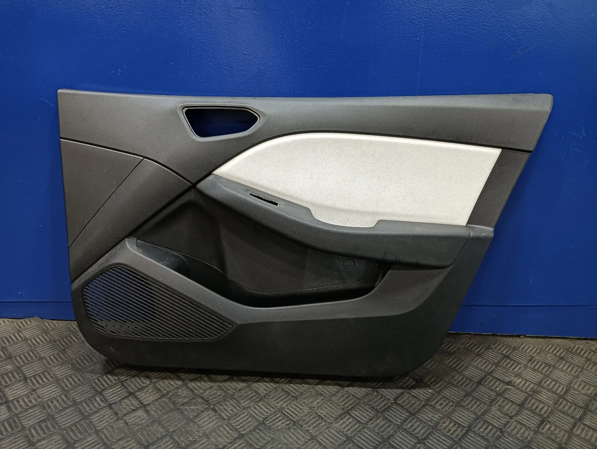 Guarnecido Puerta Delantera Derecha para Renault Clio V
