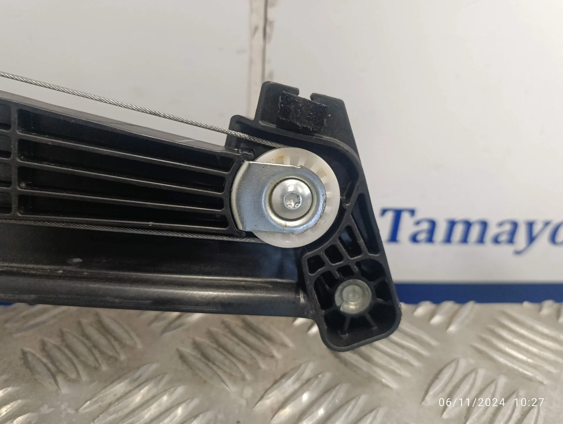 Elevalunas Delantero Izquierdo para Renault Clio V