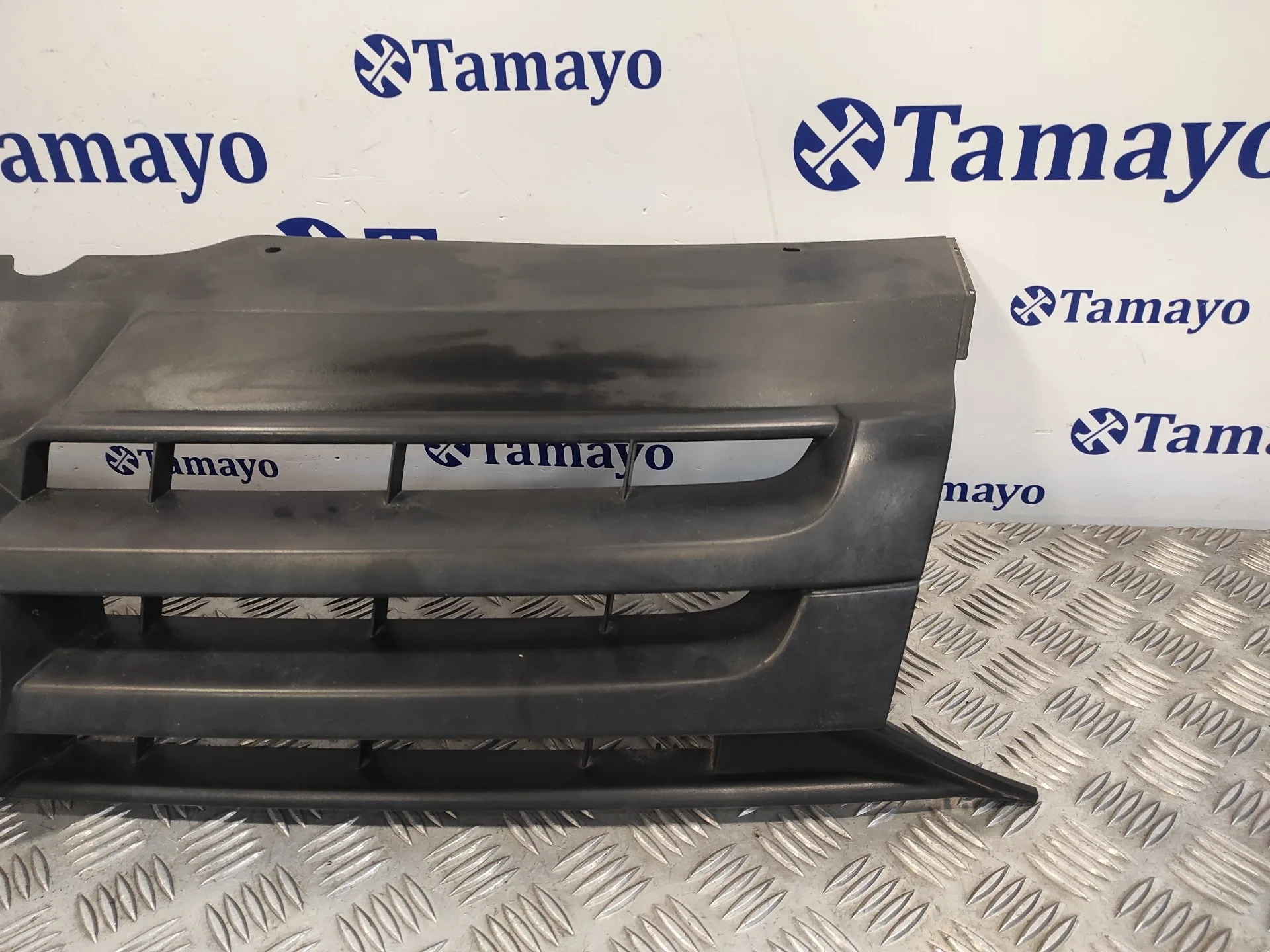 Rejilla Delantera para Volkswagen T5 Transporter (7E)