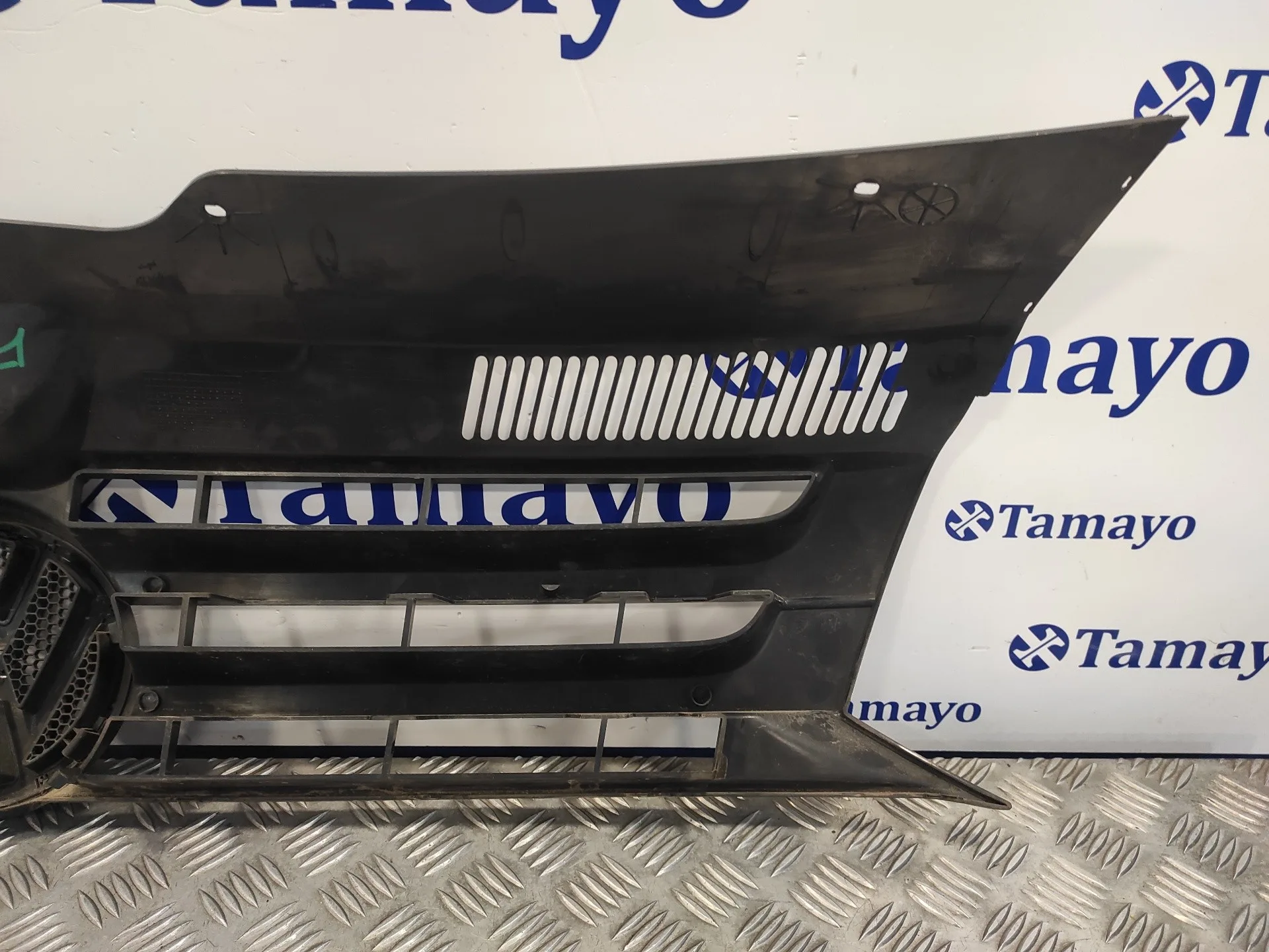 Rejilla Delantera para Volkswagen T5 Transporter (7E)
