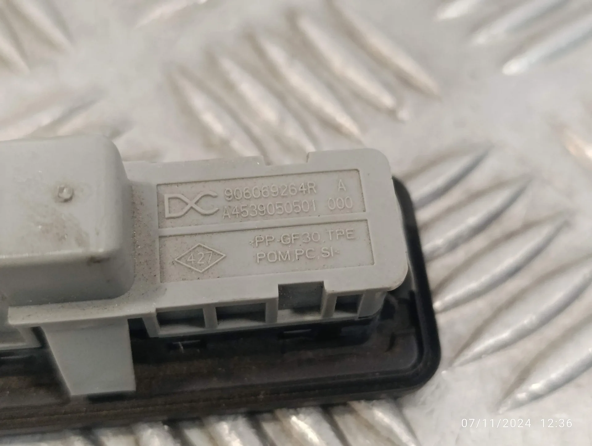 Maneta Exterior Porton para Renault Clio V