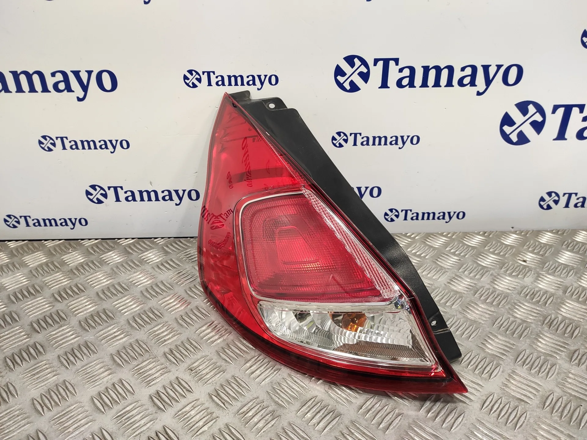 Piloto Trasero Izquierdo para Ford Fiesta (Ccn)
