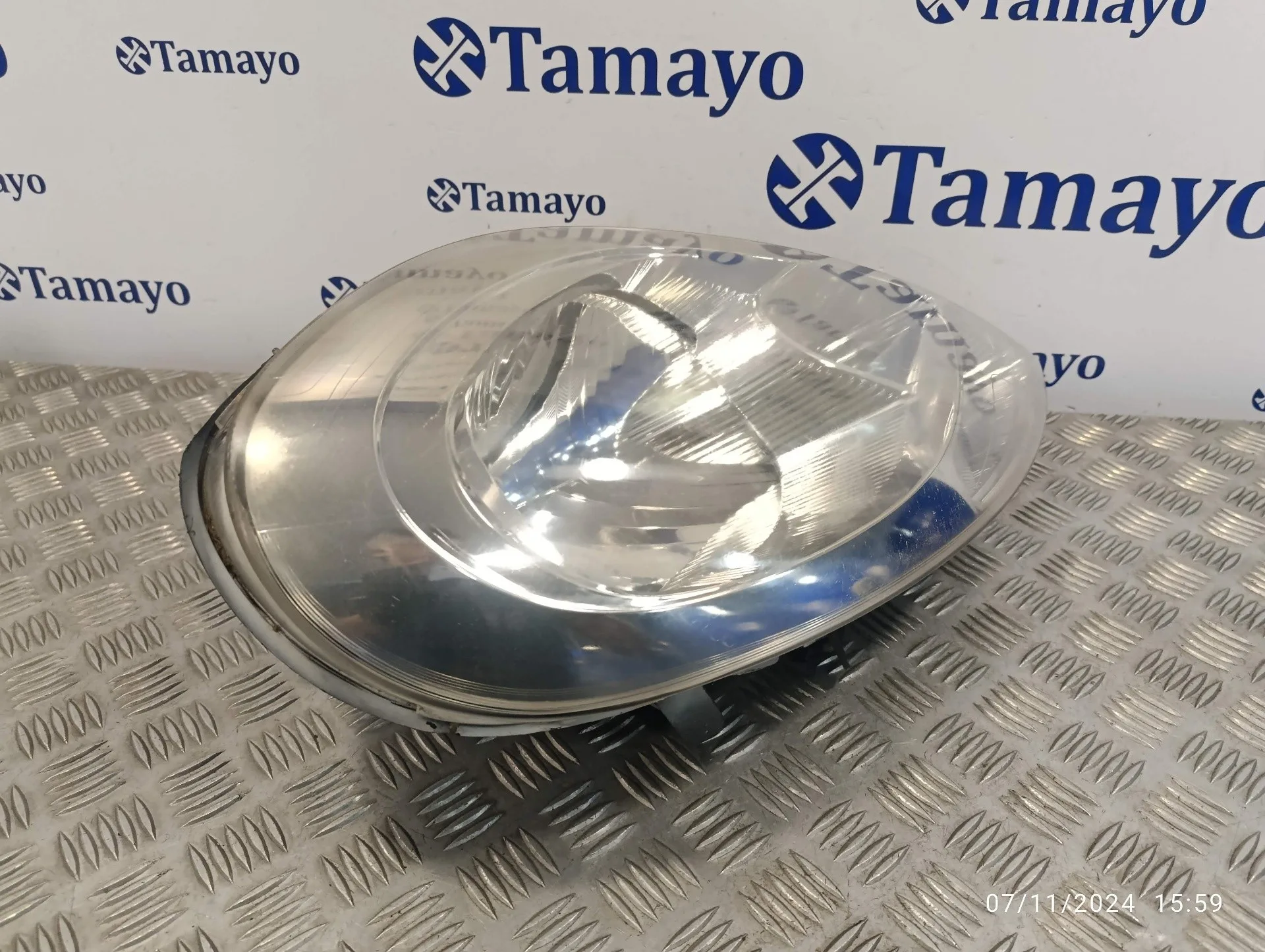 Faro Derecho para Nissan Primastar (X..)