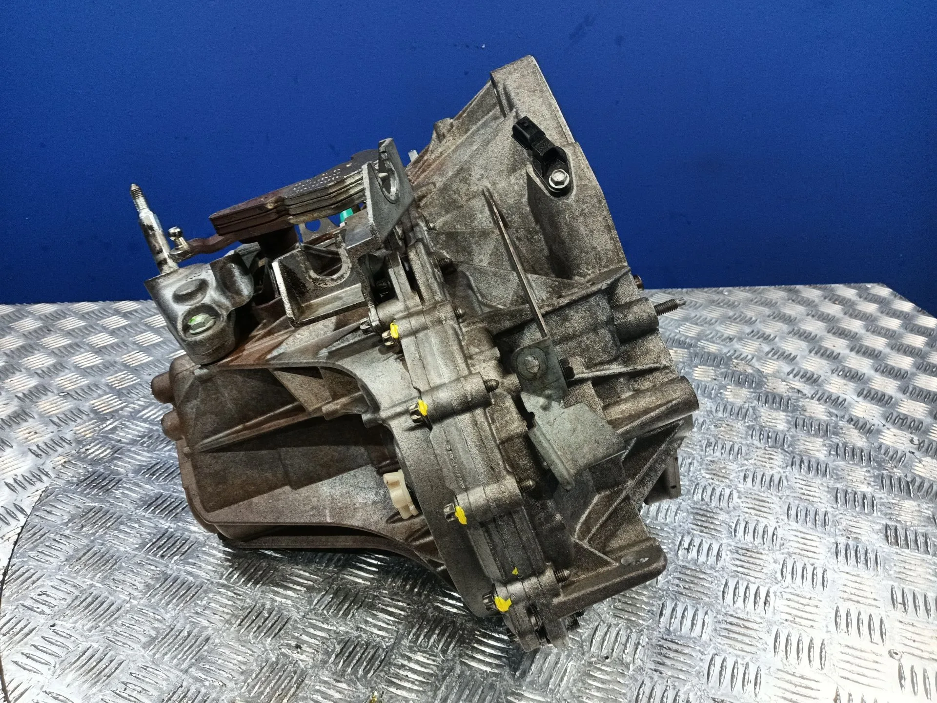 Caja Cambios para Nissan Juke (F15)