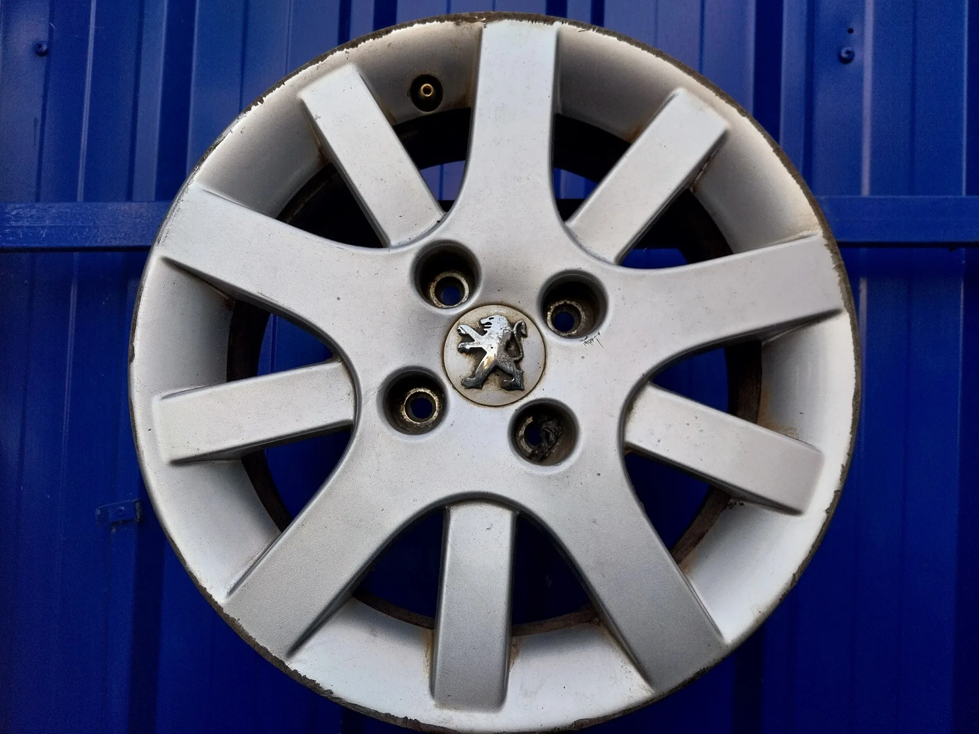 Llanta para Peugeot 206+