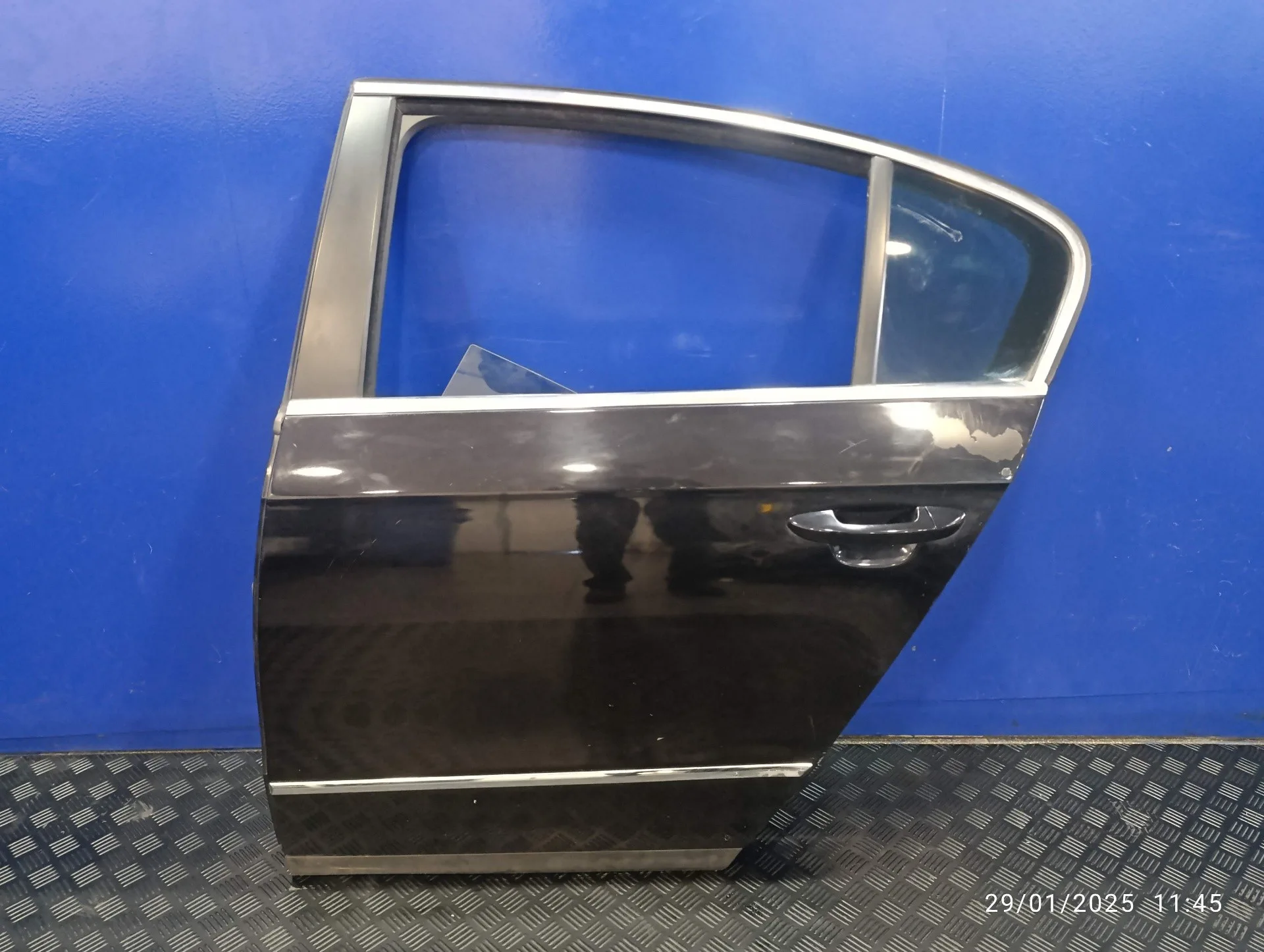 Puerta Trasera Izquierda para Volkswagen Passat Berlina (3C2)