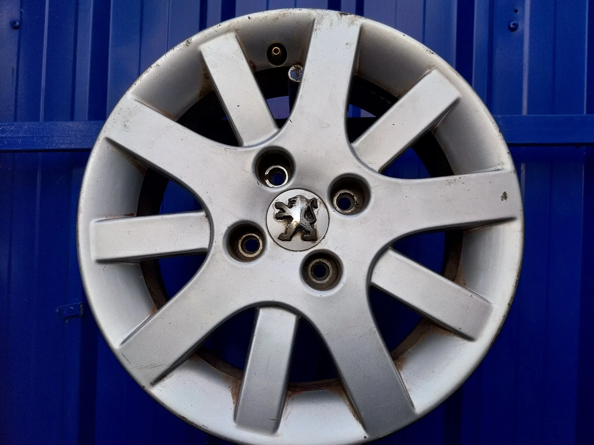 Llanta para Peugeot 206+