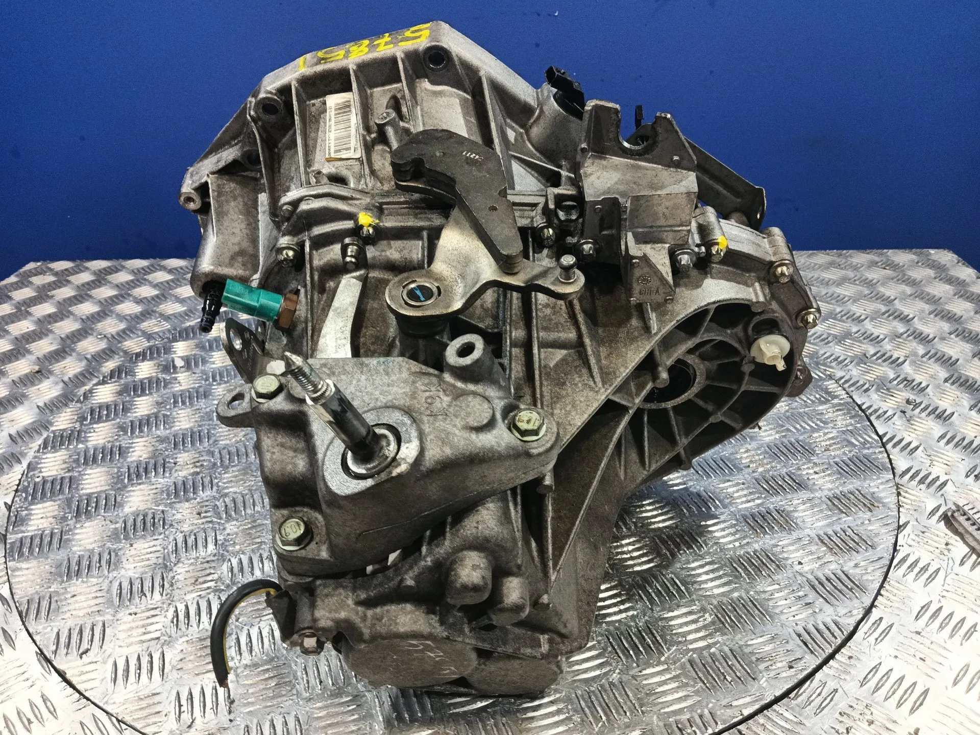 Caja Cambios para Nissan Juke (F15)