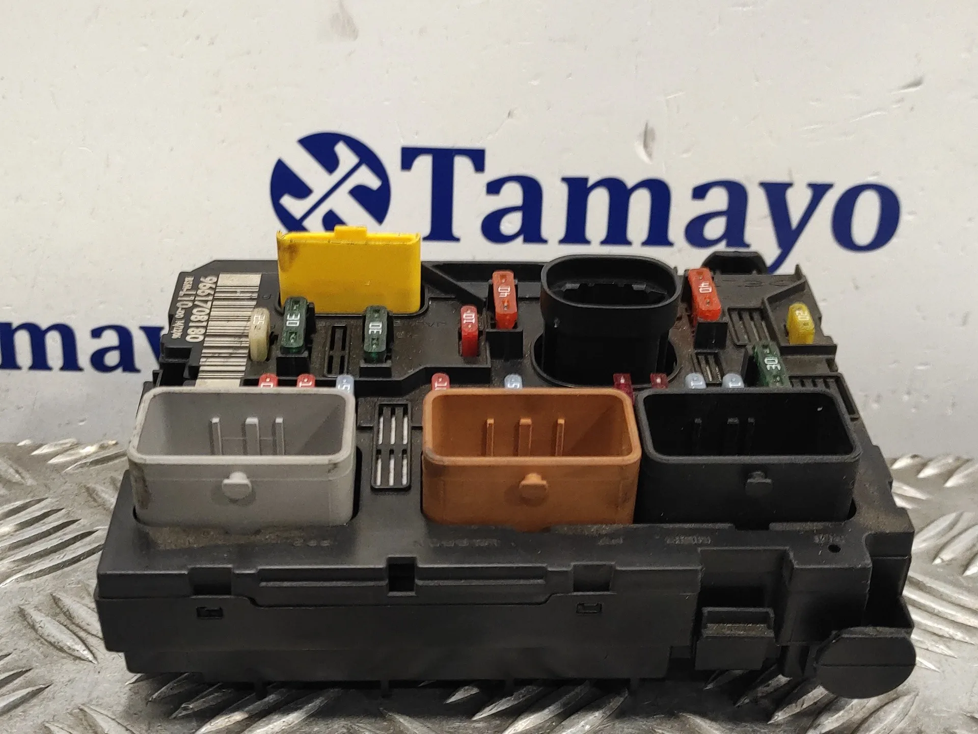 Caja Reles / Fusibles para Peugeot 207 Cc