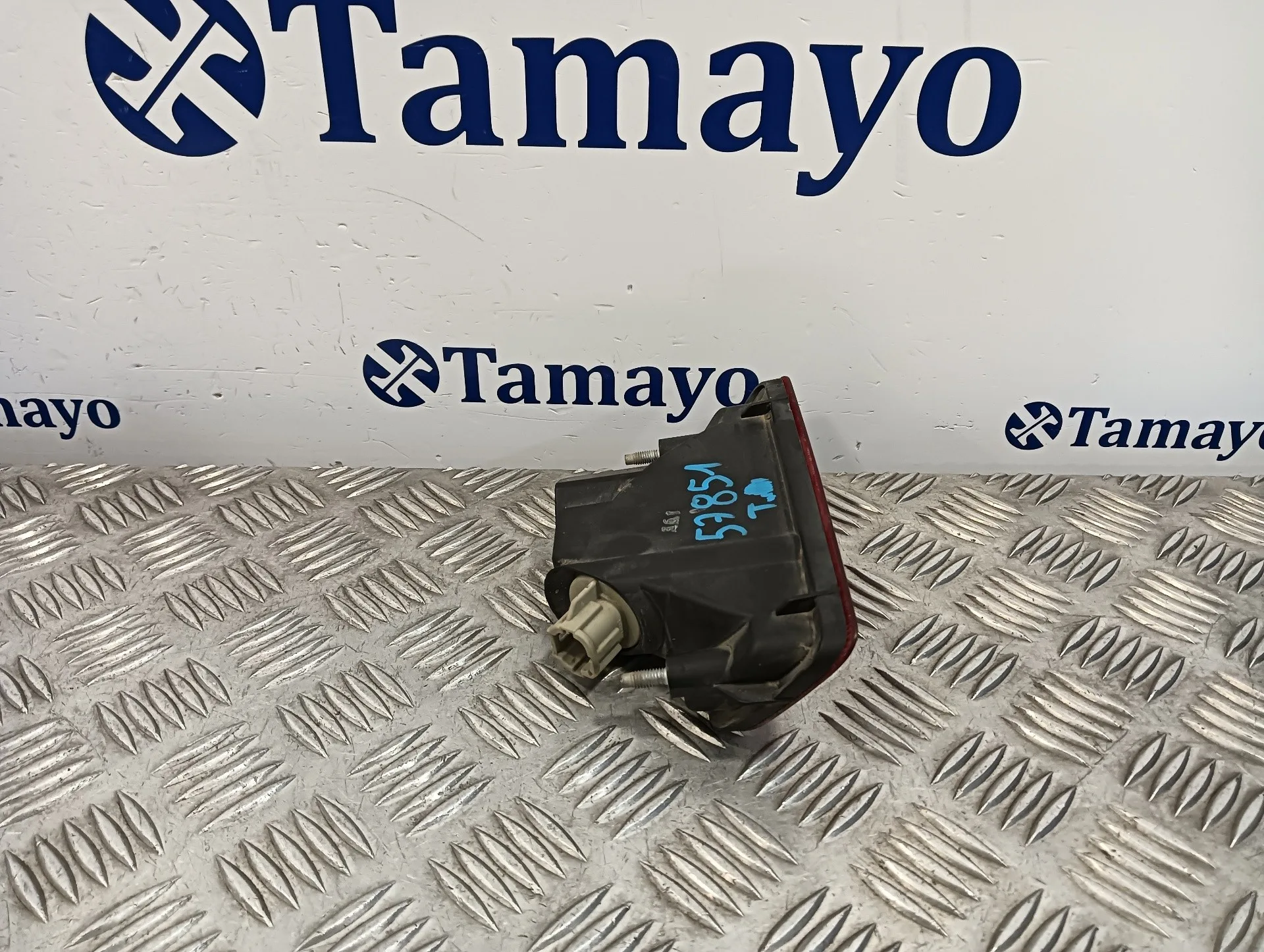 Piloto Trasero Central para Nissan Juke (F15)