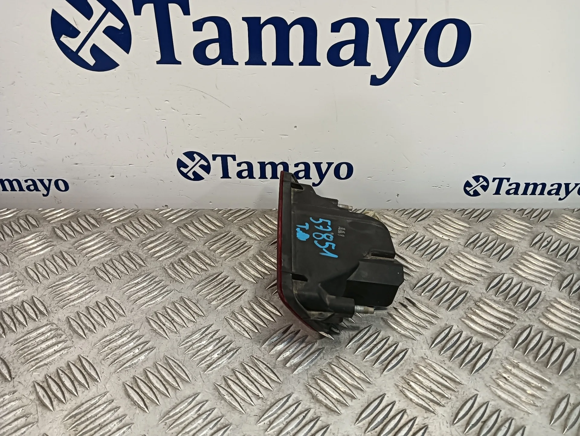 Piloto Trasero Central para Nissan Juke (F15)