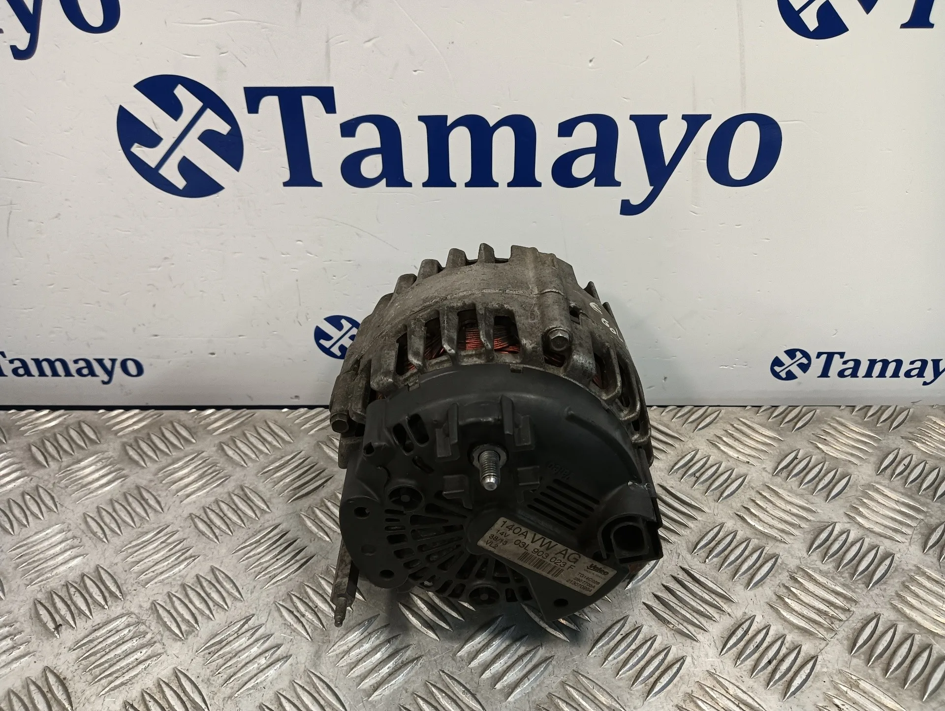 Alternador para Volkswagen T5 Transporter (7E)