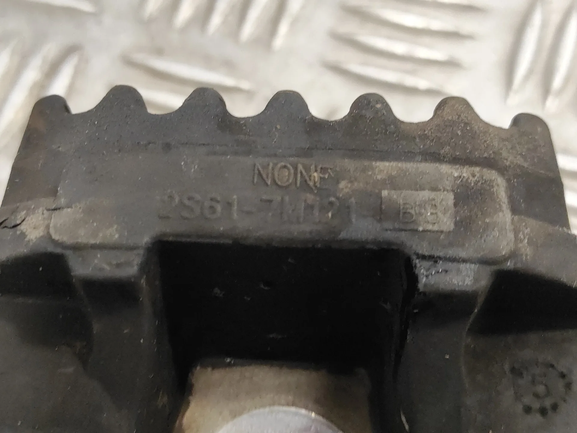 Soporte Cambio para Mazda 2 Berlina (Dy)