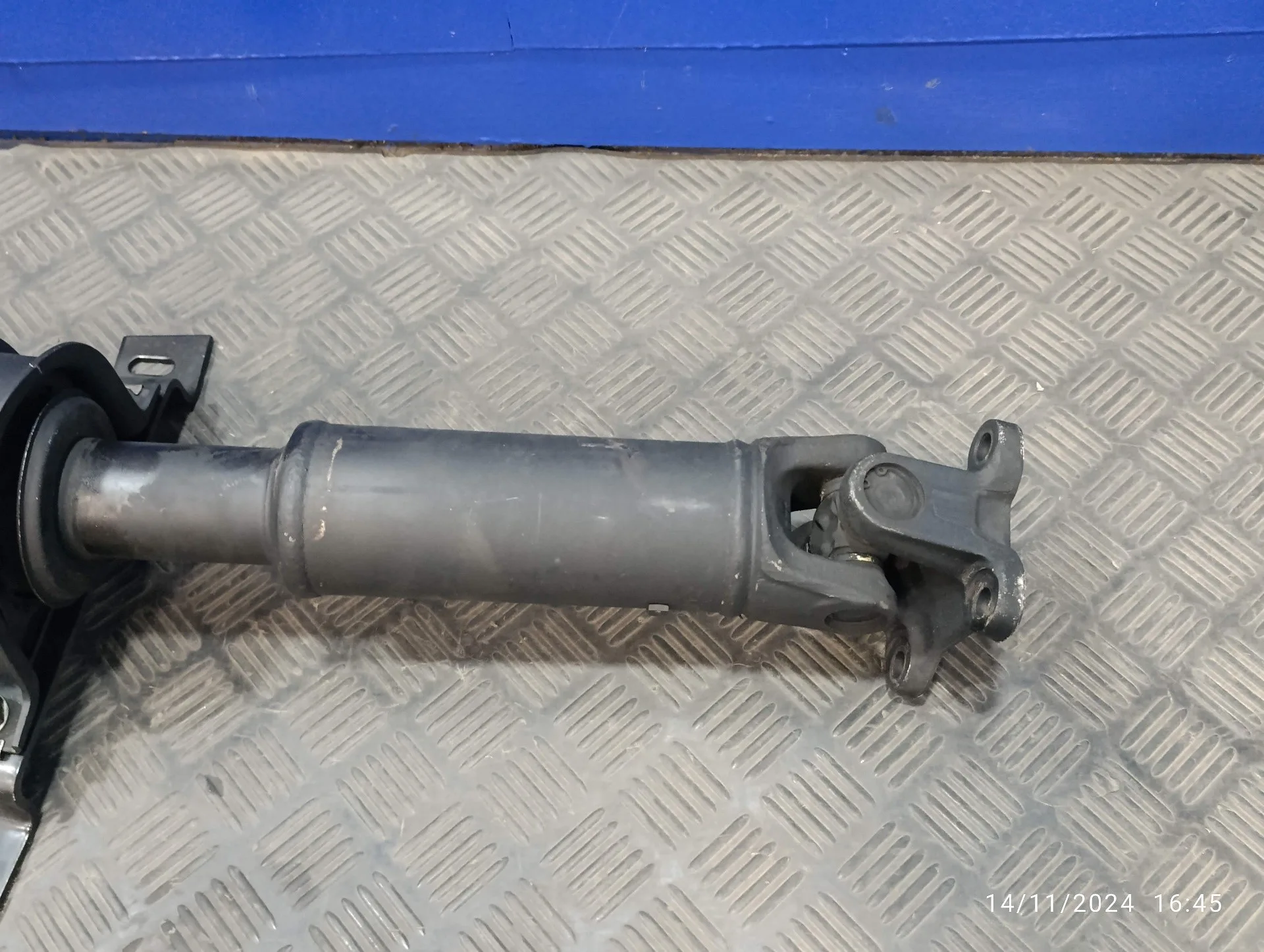 Transmision Central para Nissan Nt400 Cabstar (01/20214->)