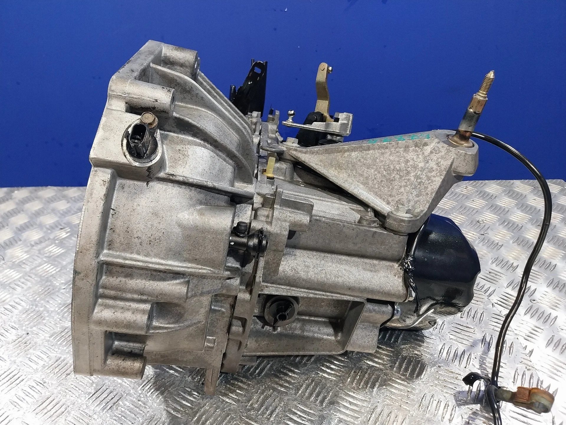 Caja Cambios para Nissan Micra (K12E)
