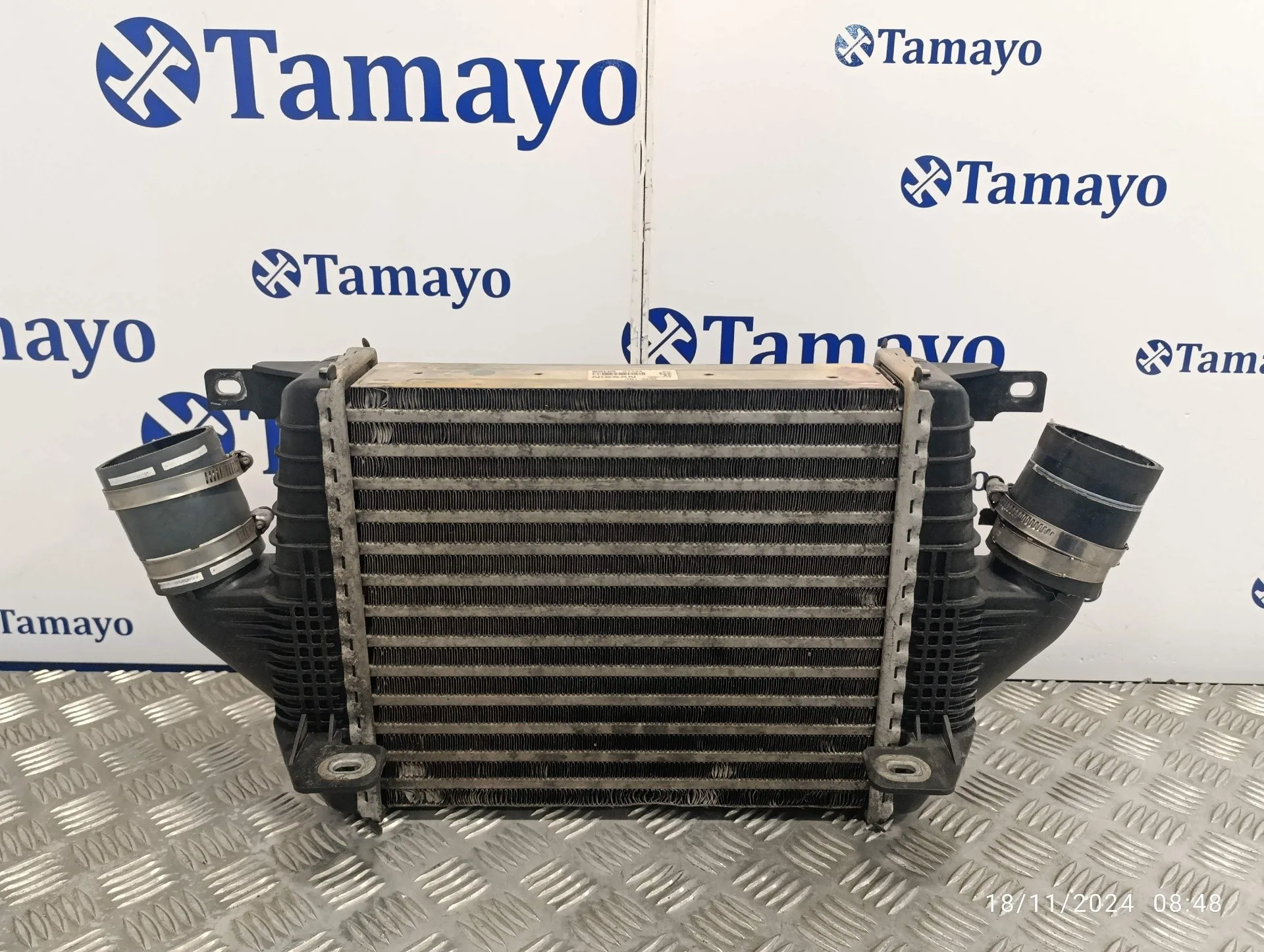 Intercooler para Nissan Cabstar ->09.06