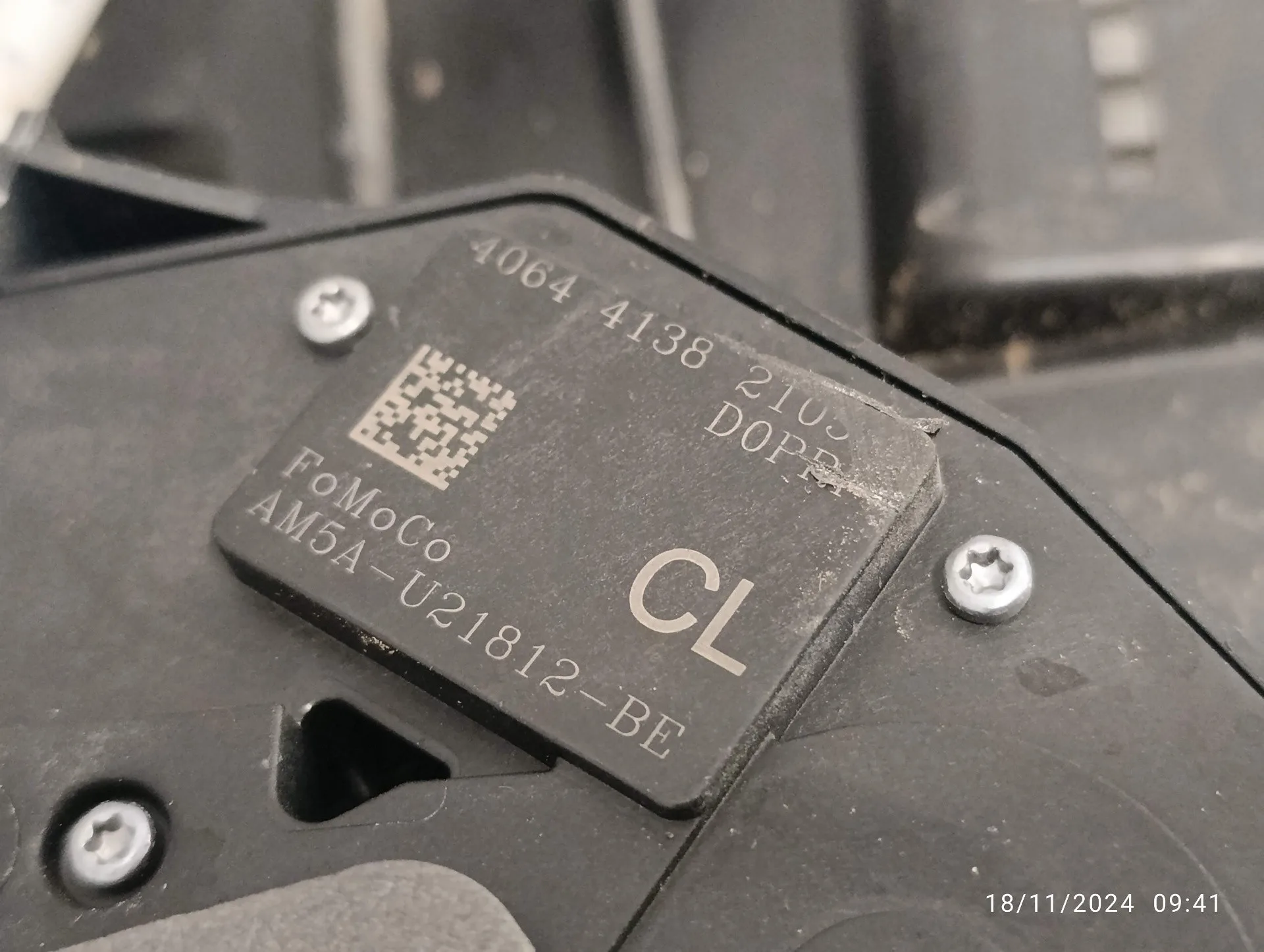 Cerradura Puerta Delantera Derecha para Ford Fiesta (Ccn)