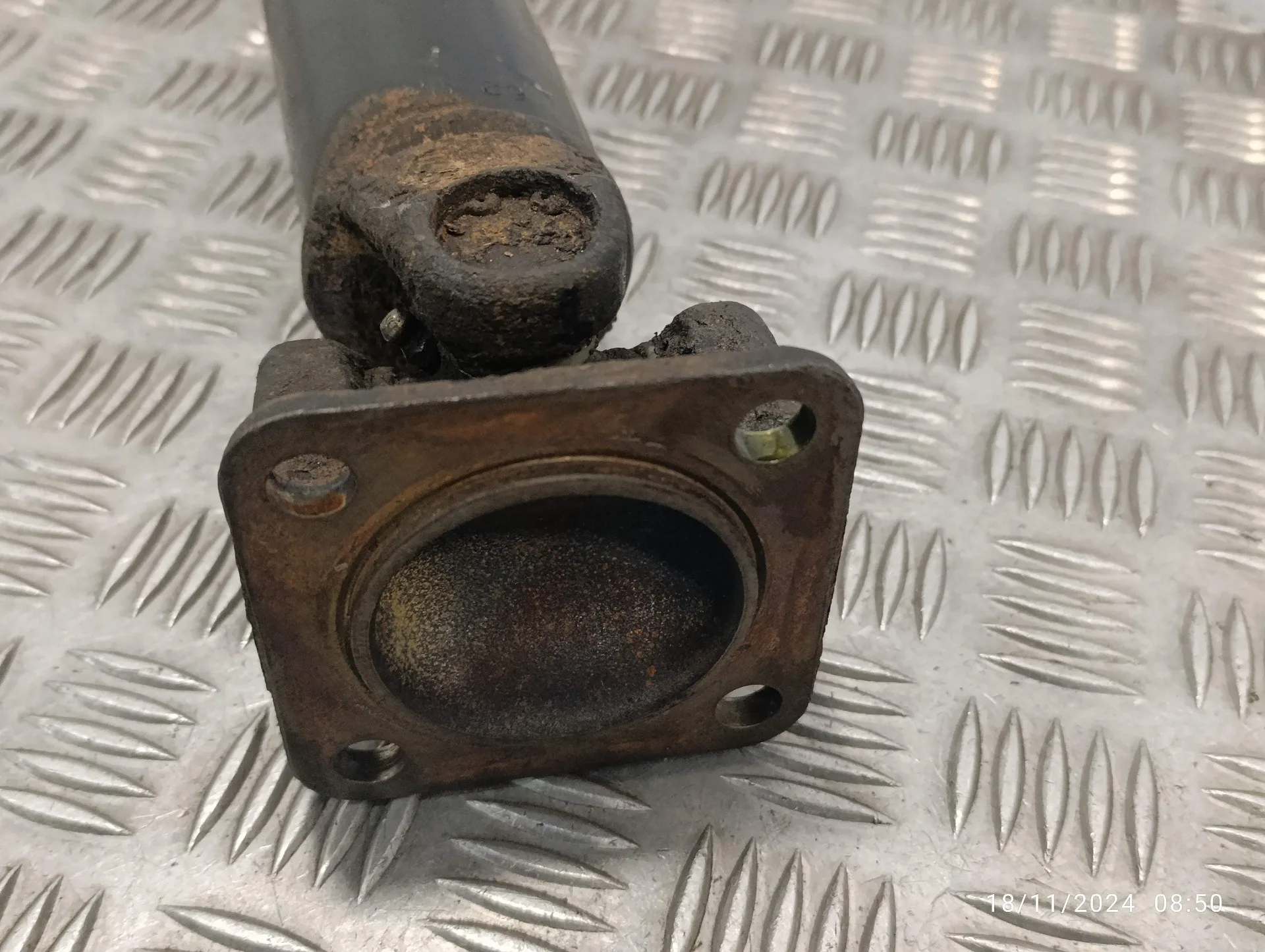 Transmision Central para Ford Maverick (Ml)