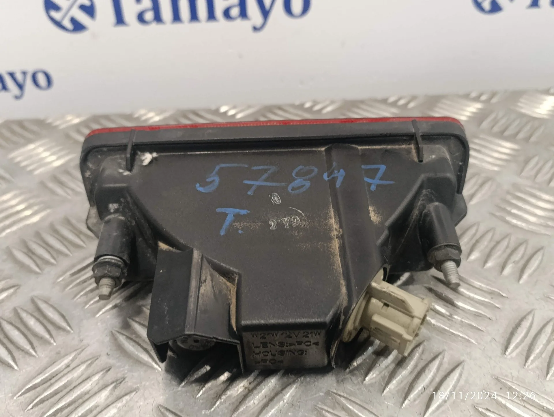 Piloto Trasero Central para Nissan Juke (F15)