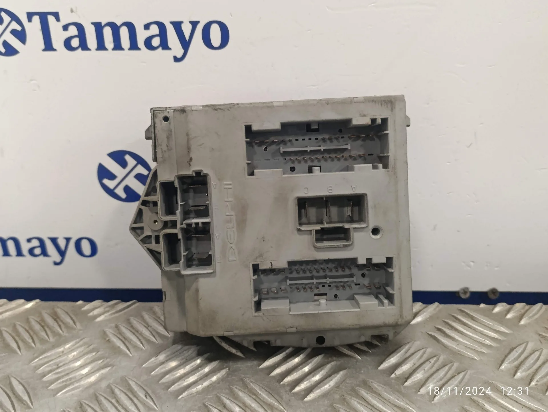 Caja Reles / Fusibles para Fiat Punto Berlina (188)