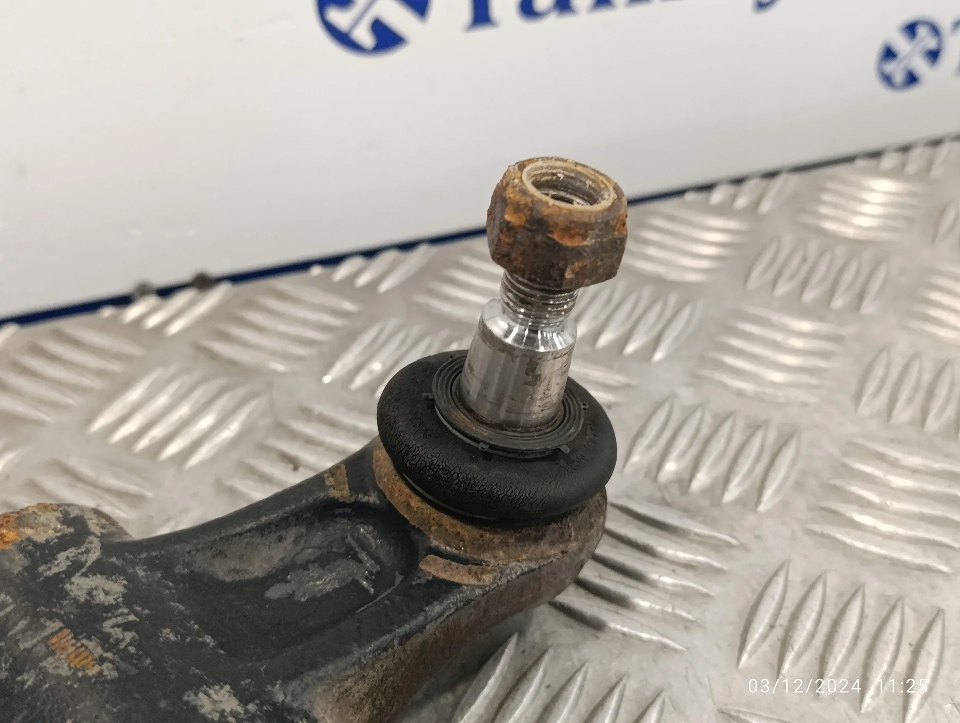 Brazo Suspension Inferior Delantero Derecho para Alfa Romeo 147 (190)