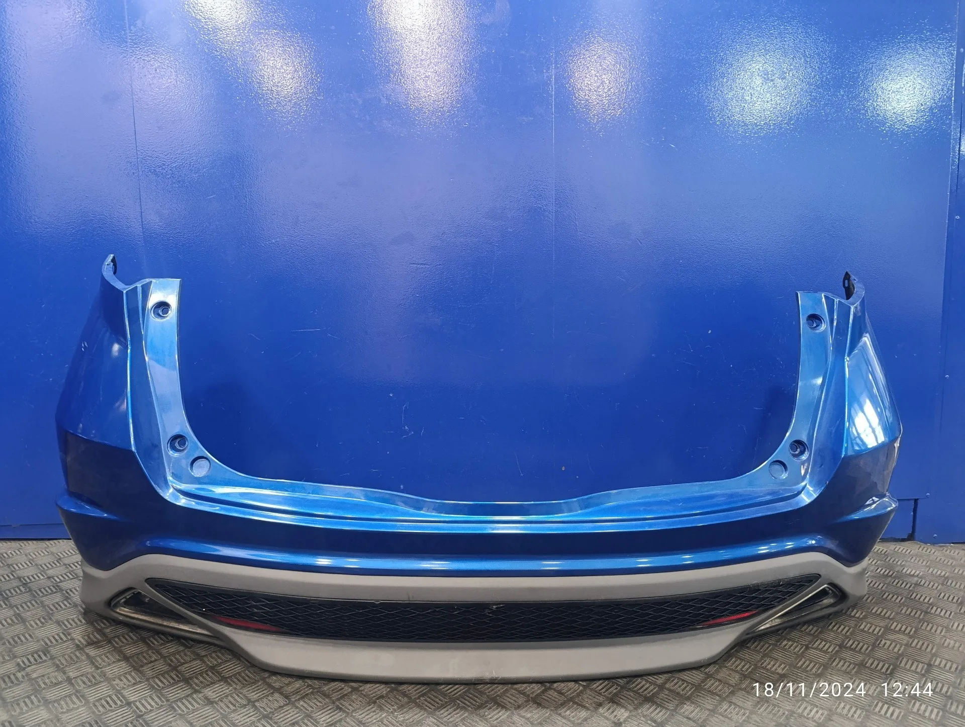 Paragolpes Trasero para Honda Civic Berlina (Fn)