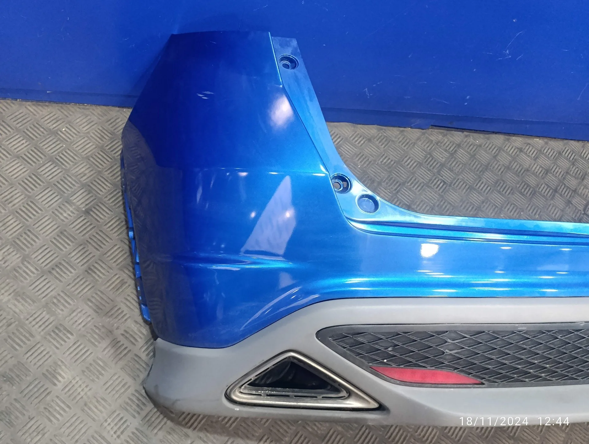 Paragolpes Trasero para Honda Civic Berlina (Fn)