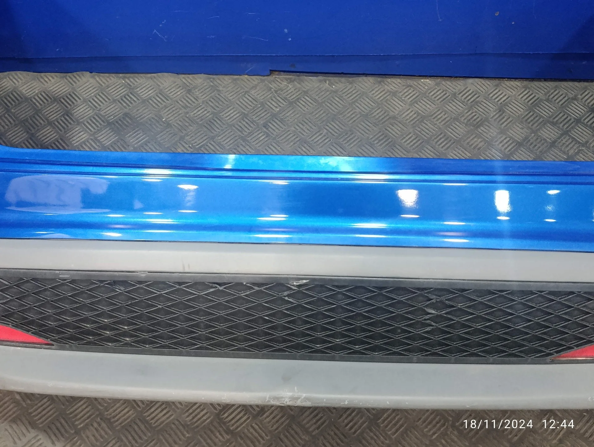 Paragolpes Trasero para Honda Civic Berlina (Fn)