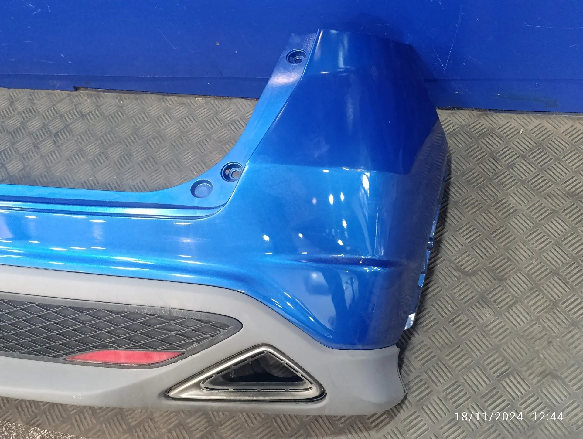 Paragolpes Trasero para Honda Civic Berlina (Fn)