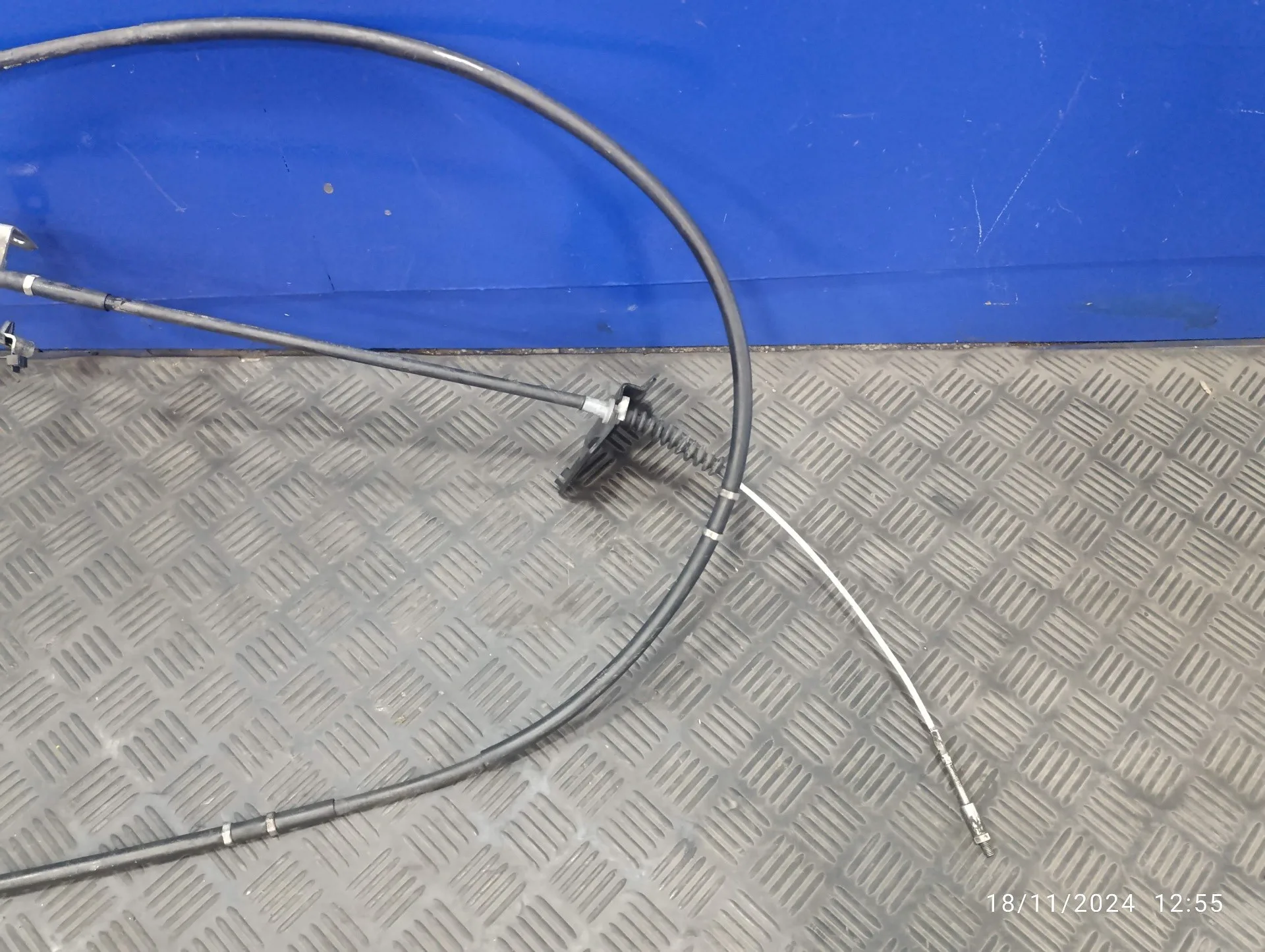 Cable De Freno para Nissan Nt400 Cabstar (01/20214->)
