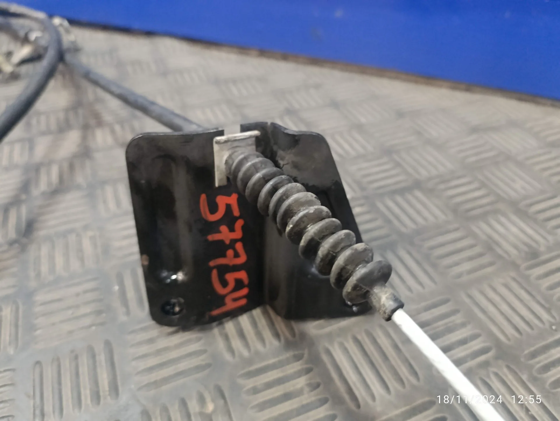 Cable De Freno para Nissan Nt400 Cabstar (01/20214->)