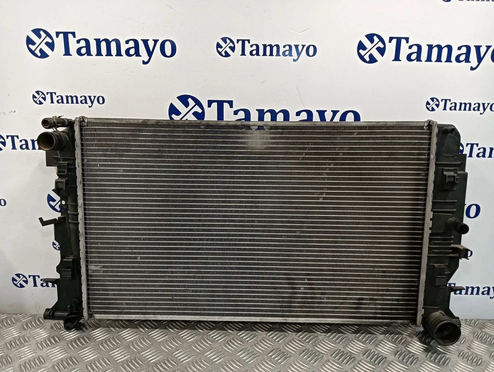 Radiador Agua para Mercedes-Benz Sprinter 02.00 -> Caja Cerrada