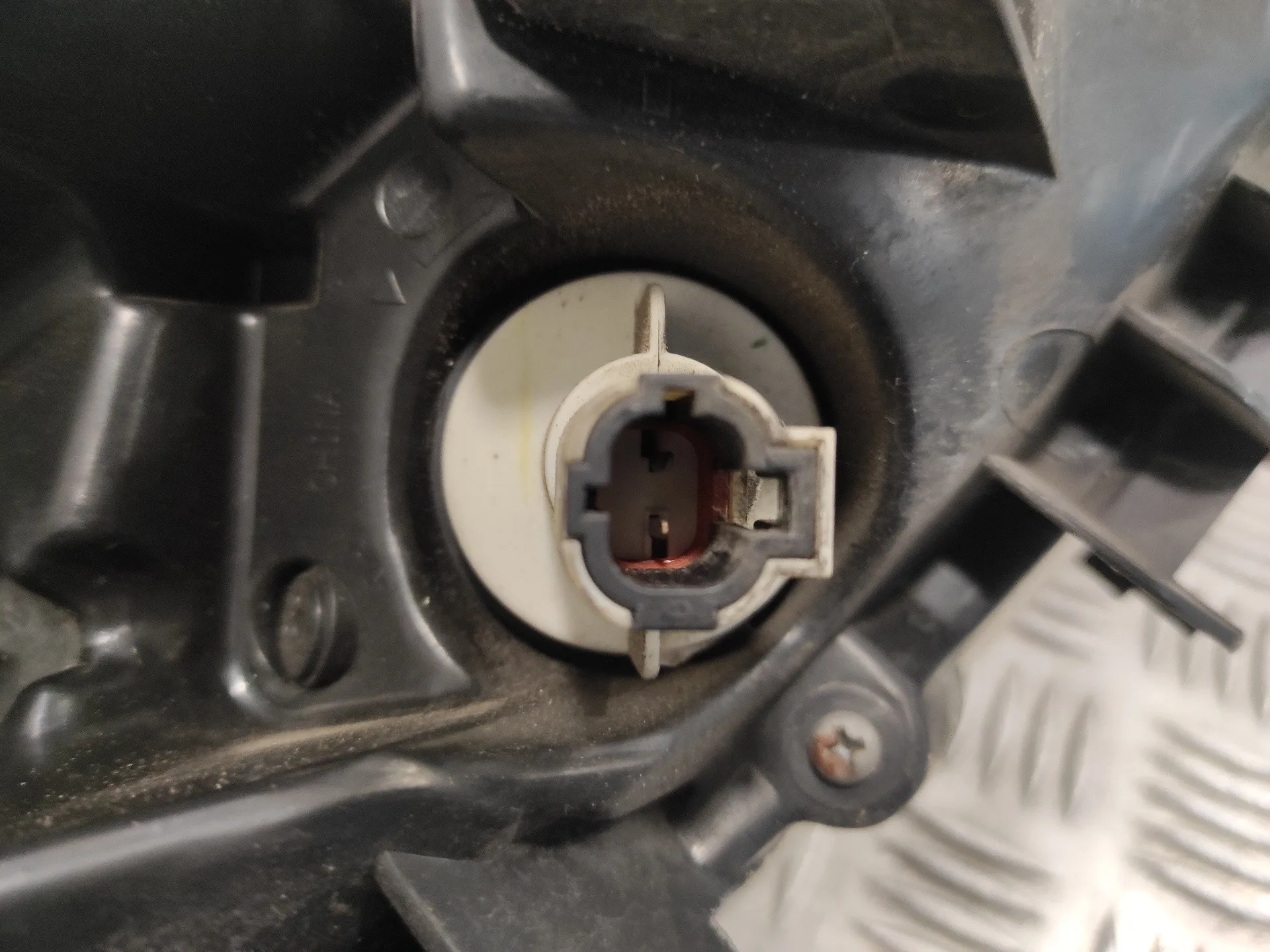 Faro Izquierdo para Nissan Juke (F15)